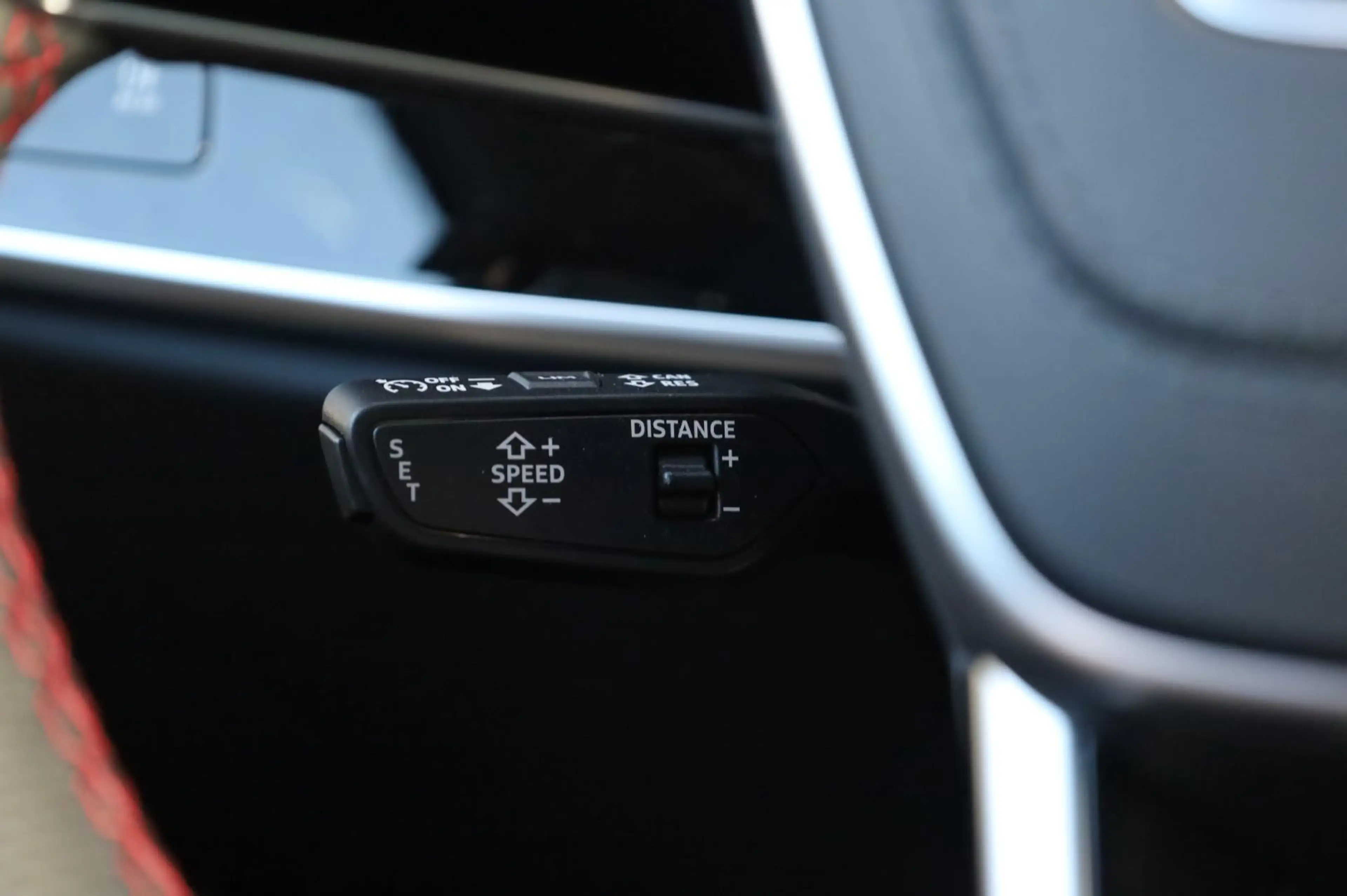 Audi S8 4.0 TFSI B&O Advance l ABT l Head-up l Standkachel — photo 17
