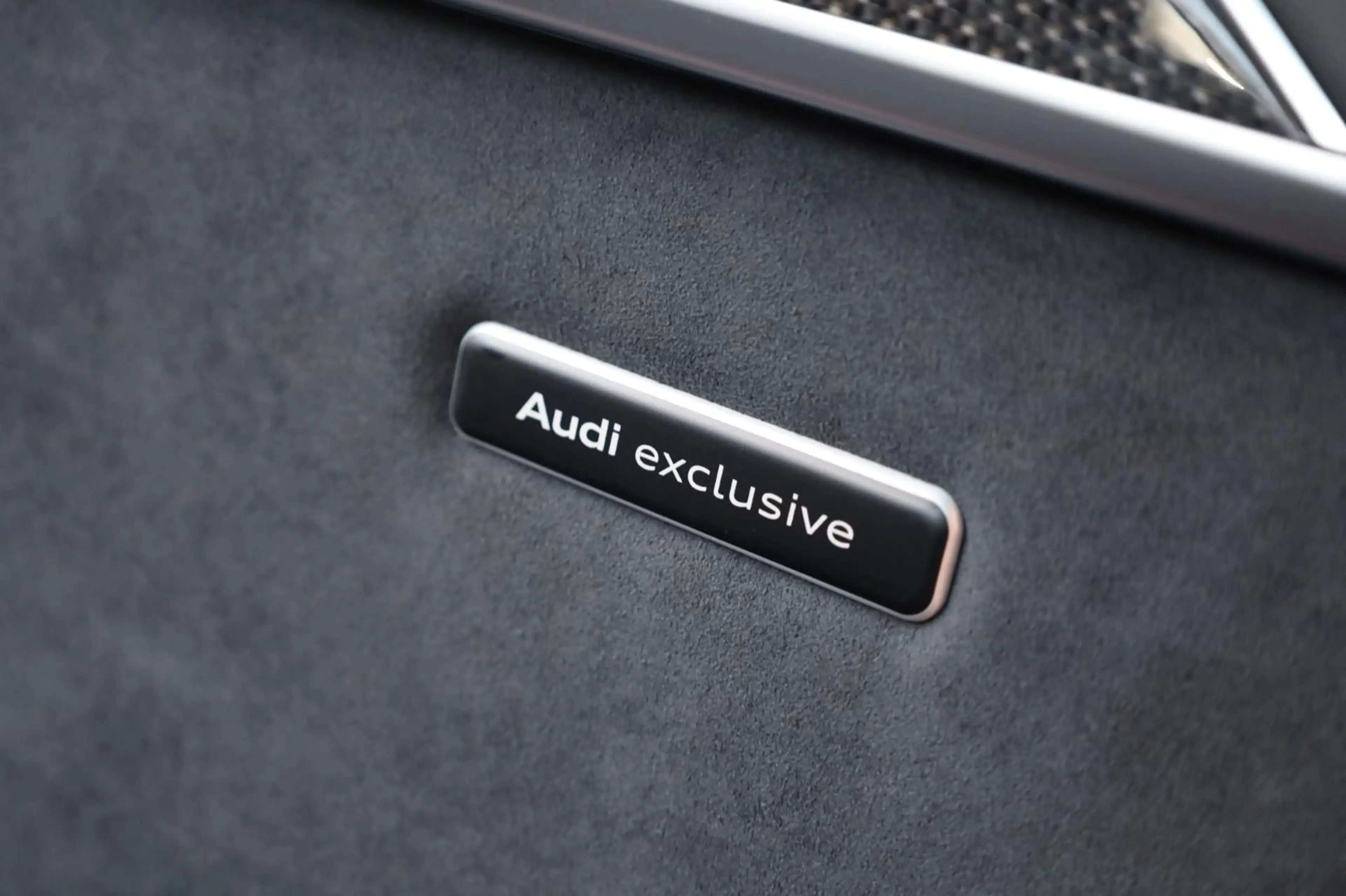 Audi S8 4.0 TFSI B&O Advance l ABT l Head-up l Standkachel — photo 34