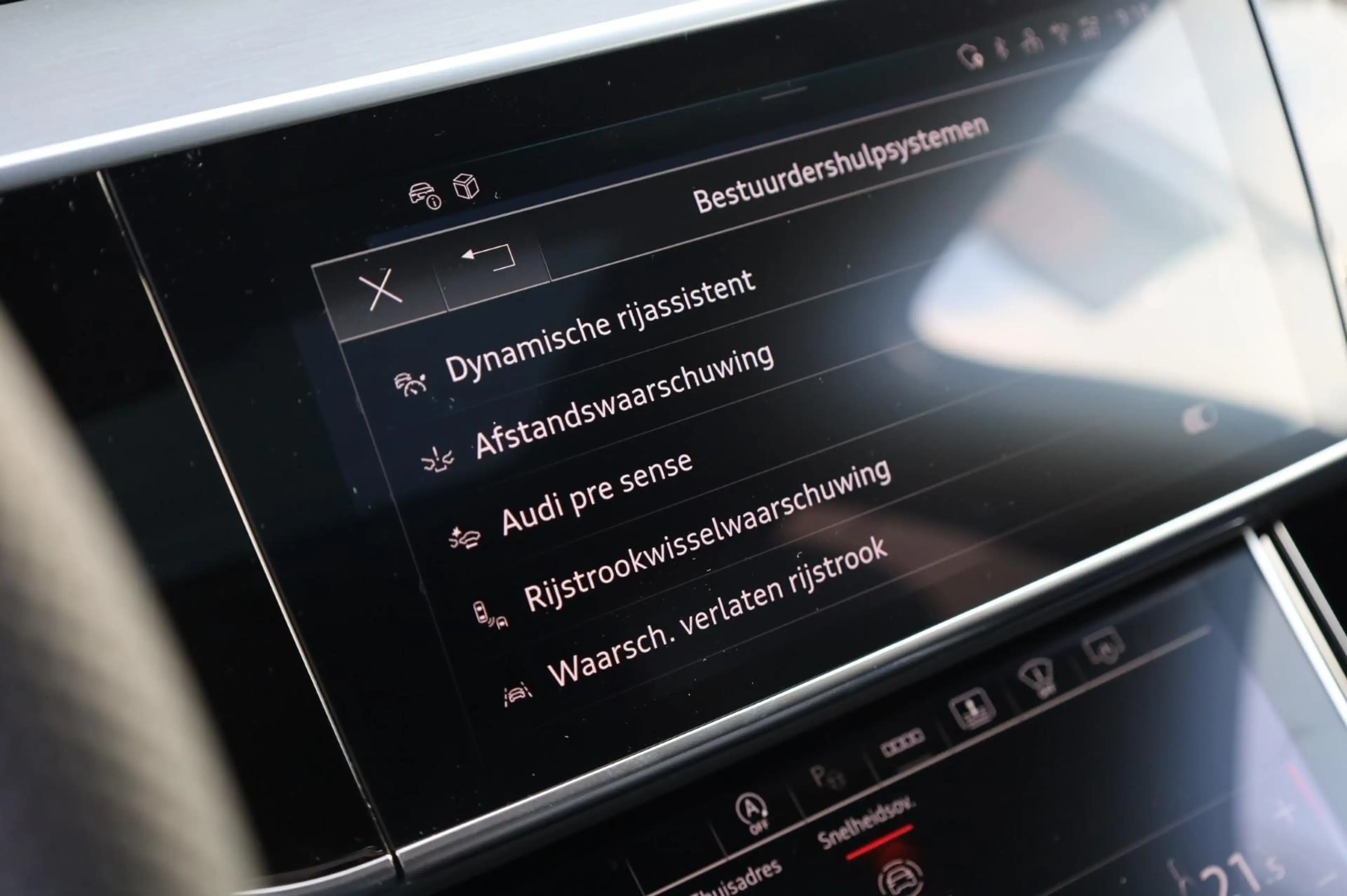 Audi S8 4.0 TFSI B&O Advance l ABT l Head-up l Standkachel — photo 21