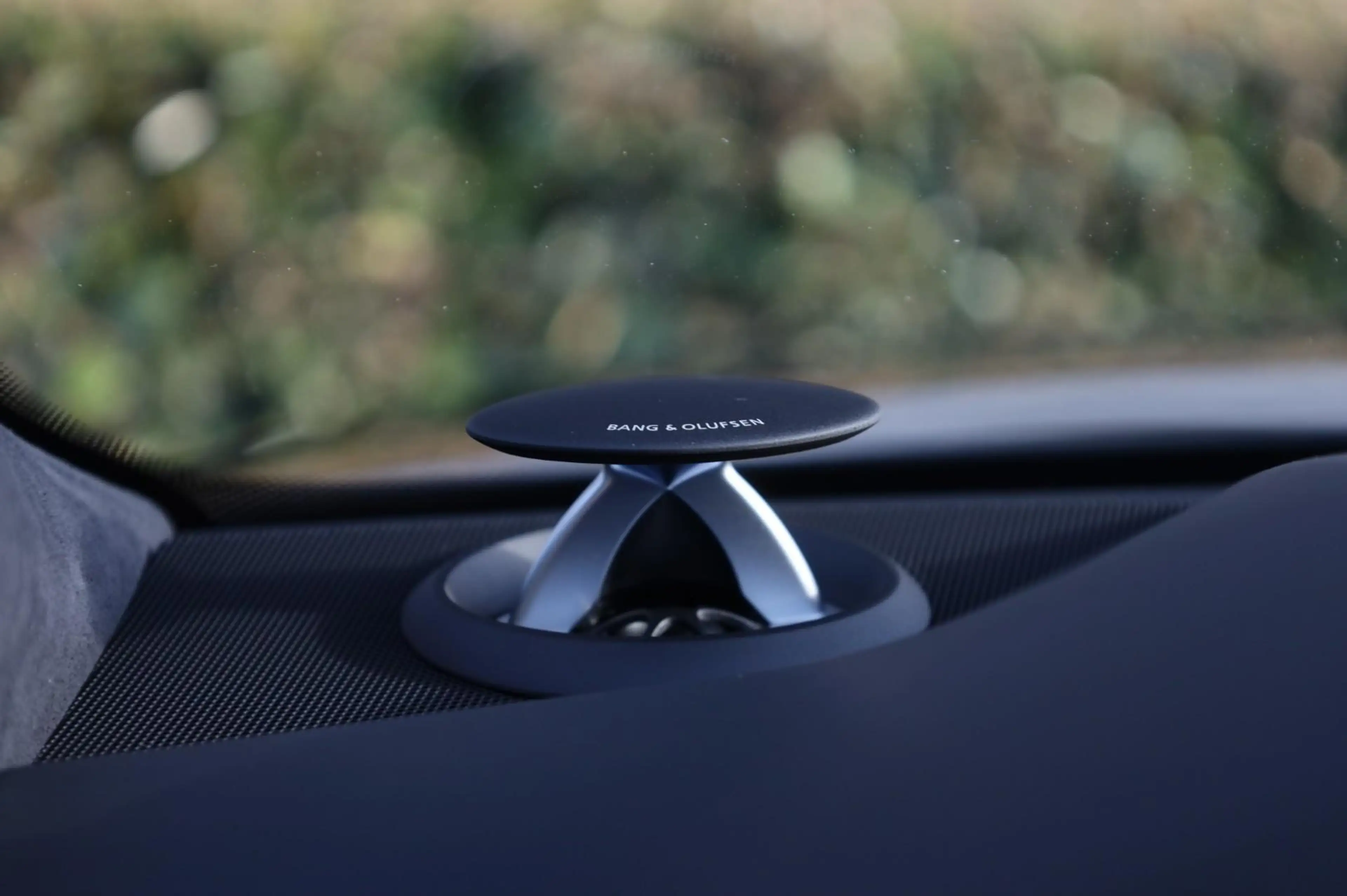 Audi S8 4.0 TFSI B&O Advance l ABT l Head-up l Standkachel — photo 22
