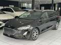 Ford Focus Turnier Titanium X*AHK*LED*WINTER*CARPLAY* Schwarz - thumbnail 1