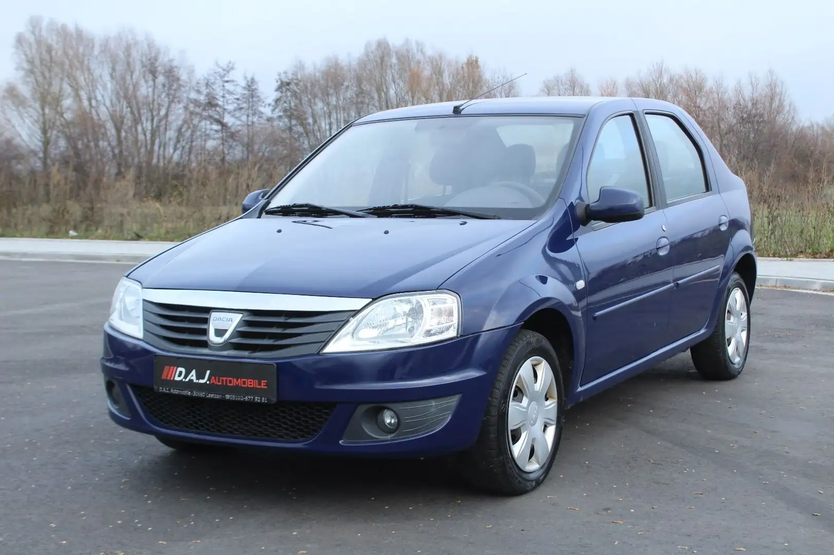 Dacia Logan 1.4 MPI Laureate / ZV-Funk Servo E.FH CD-R Синій - 1
