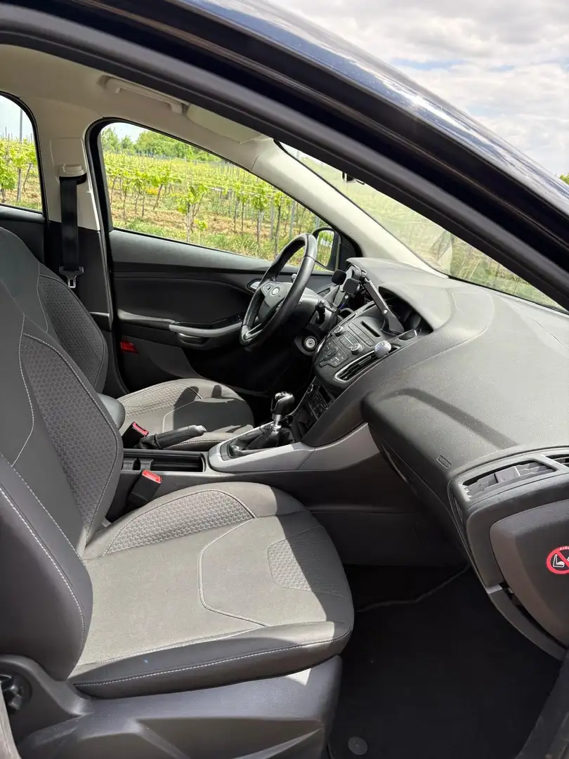 Ford Focus 1.0 EcoBoost Start-Stopp-System Business Edition - 2