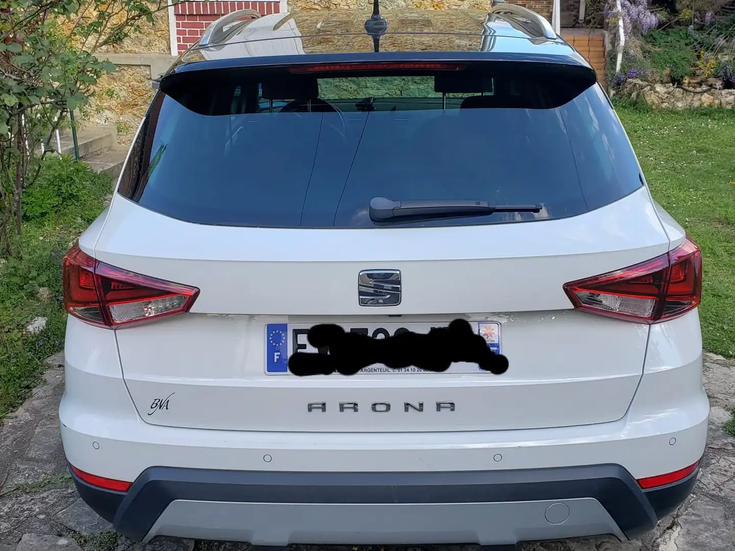 SEAT Arona Arona 1.0 EcoTSI 115 ch Start/Stop DSG7 Xcellence Blanc - 1
