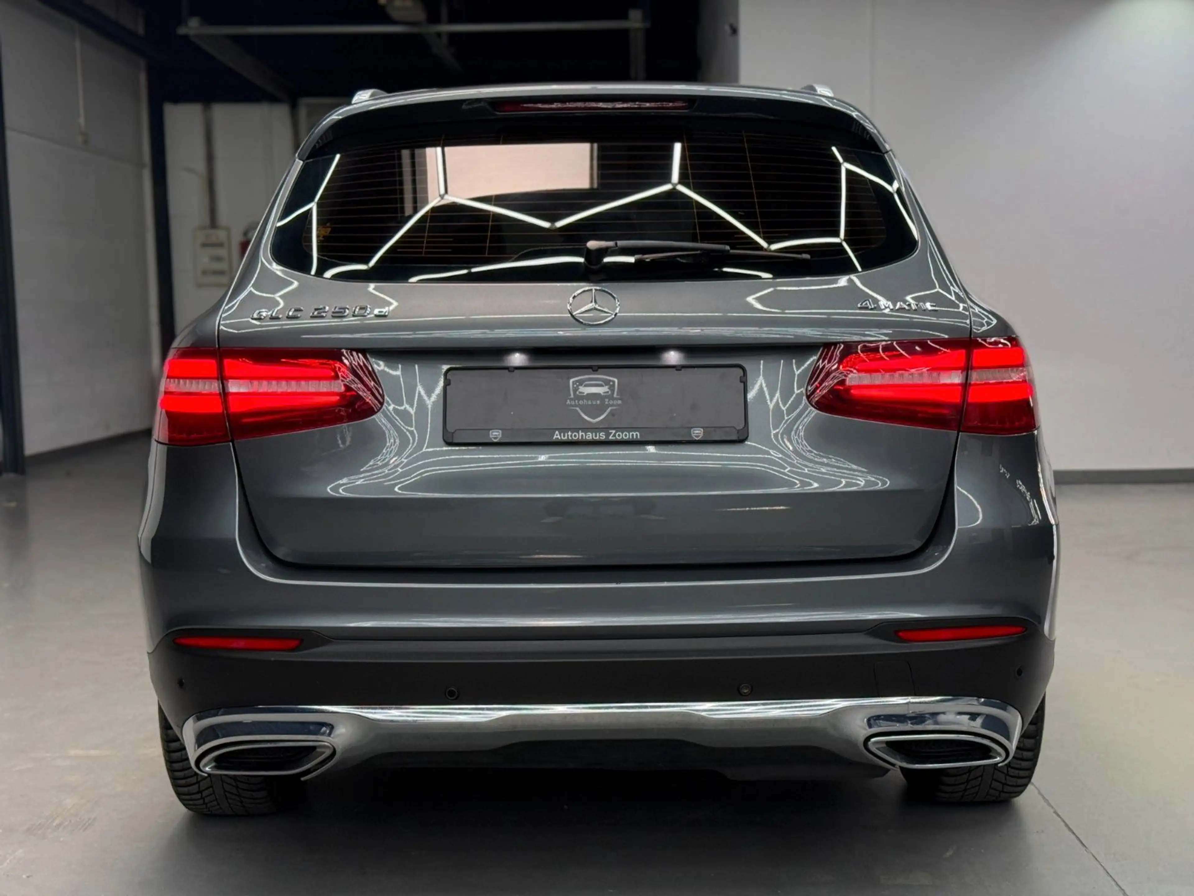 Mercedes-Benz GLC 250 d 4MATIC BURMESTER*KAMERA*SPURHALTE — photo 8