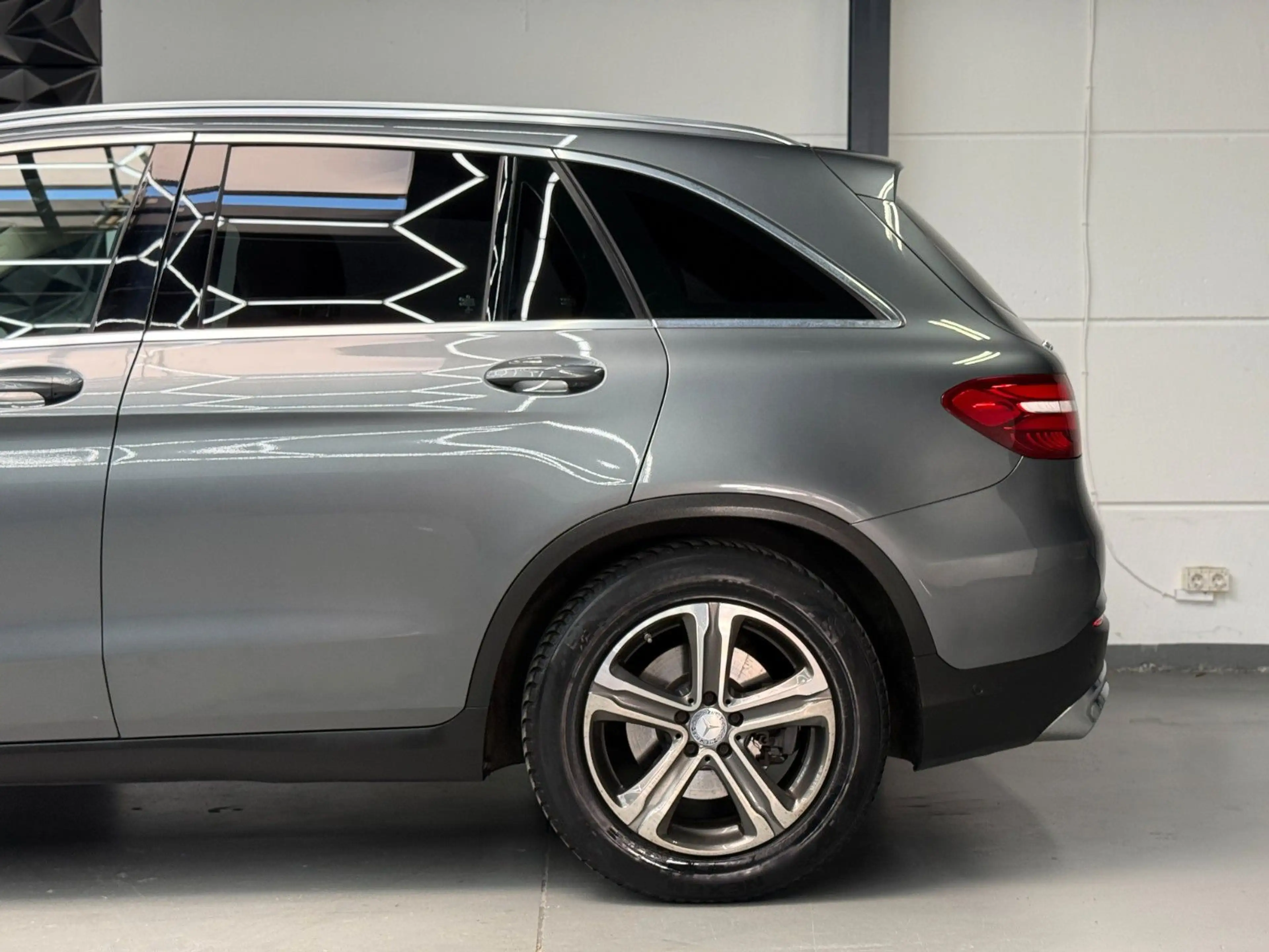 Mercedes-Benz GLC 250 d 4MATIC BURMESTER*KAMERA*SPURHALTE — photo 6
