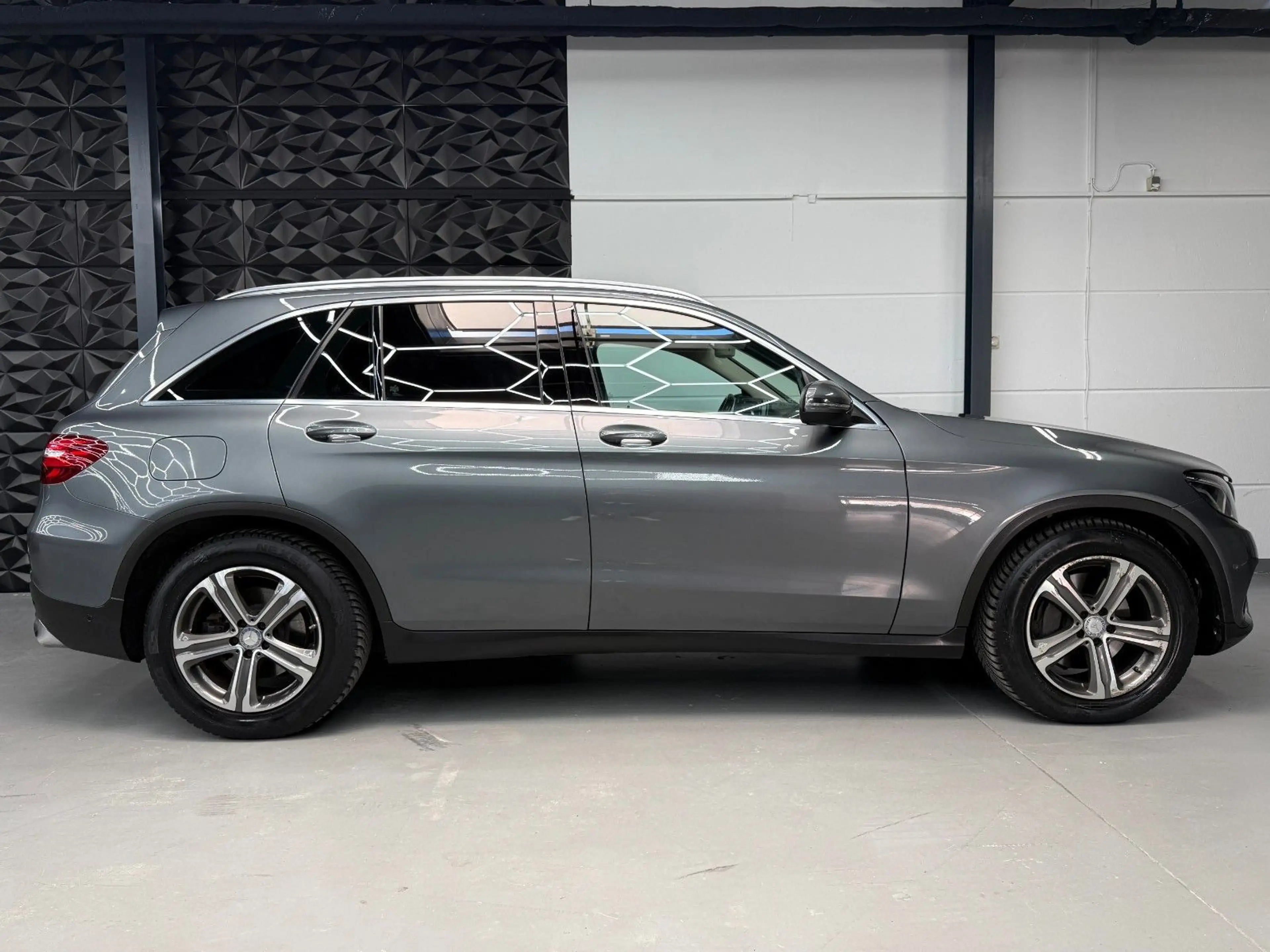 Mercedes-Benz GLC 250 d 4MATIC BURMESTER*KAMERA*SPURHALTE — photo 12