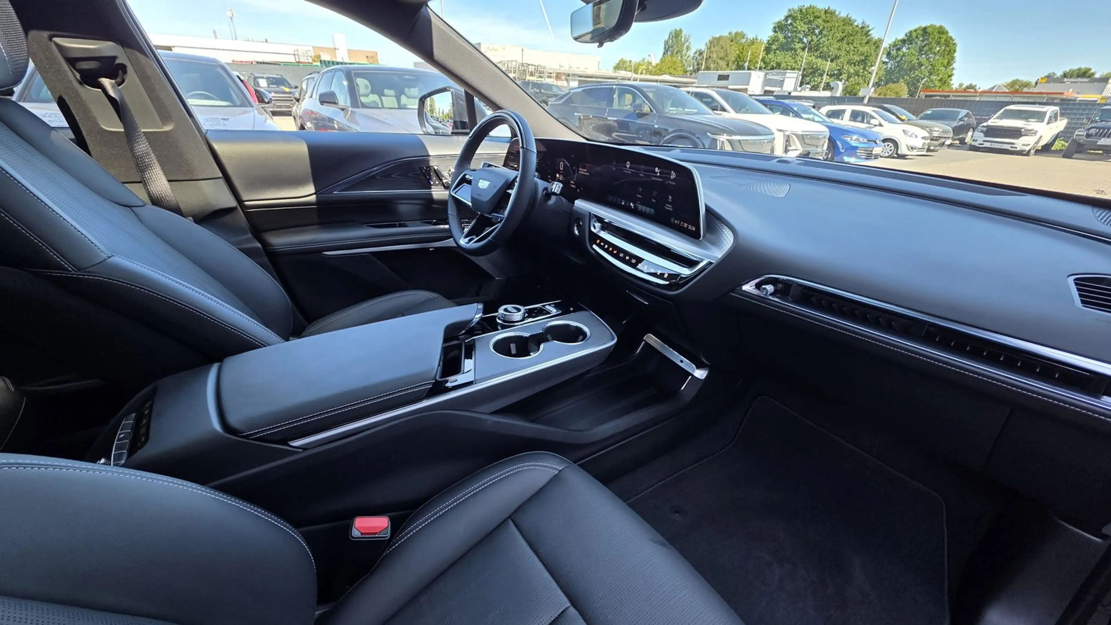 Cadillac Lyriq Cadillac Lyriq Sport 600e AWD — photo 14