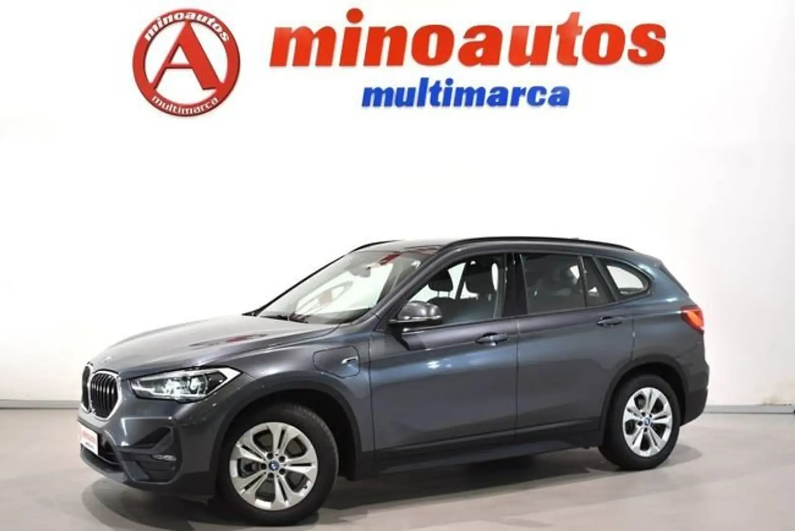 BMW X1 XDRIVE25 220 CV XLINE Gris - 2