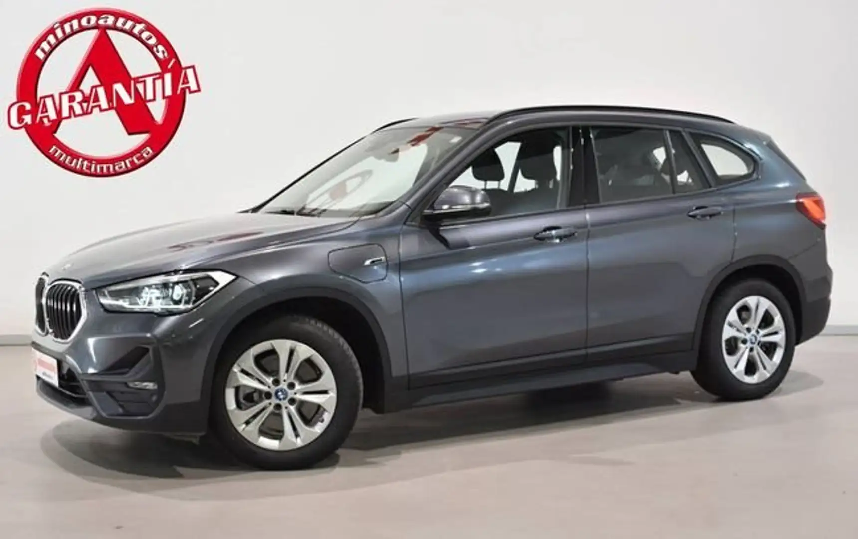 BMW X1 XDRIVE25 220 CV XLINE Gris - 1