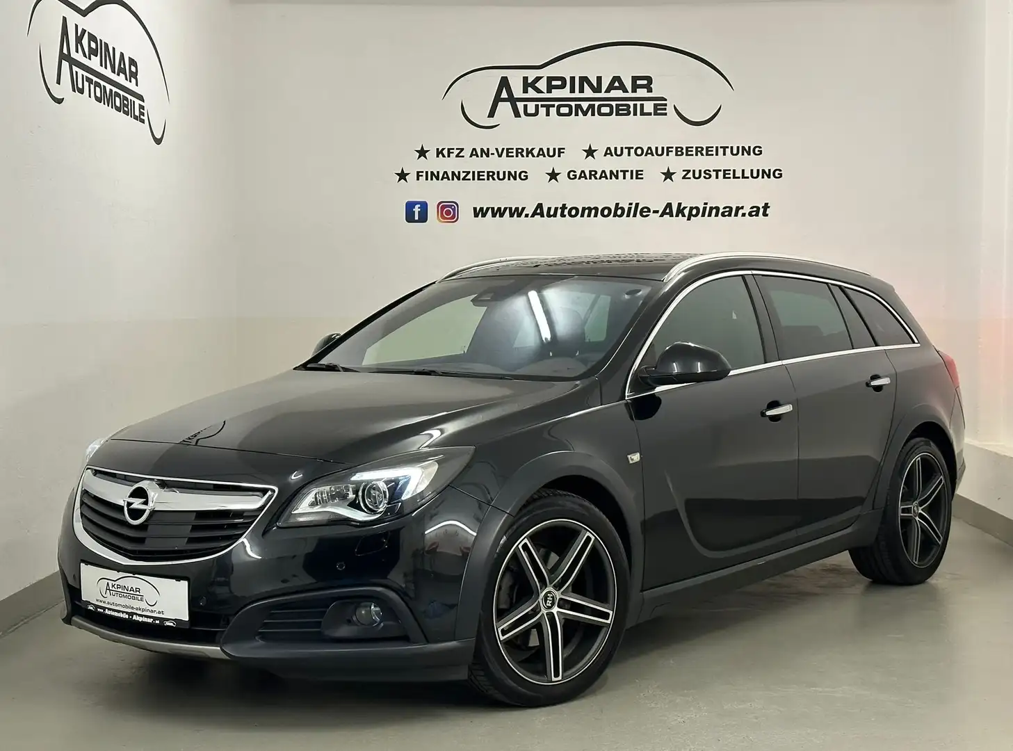 Opel Insignia 4x4 Country Tourer 2.0 BiTurbo ACC- LED- TOTWINKEL Schwarz - 1