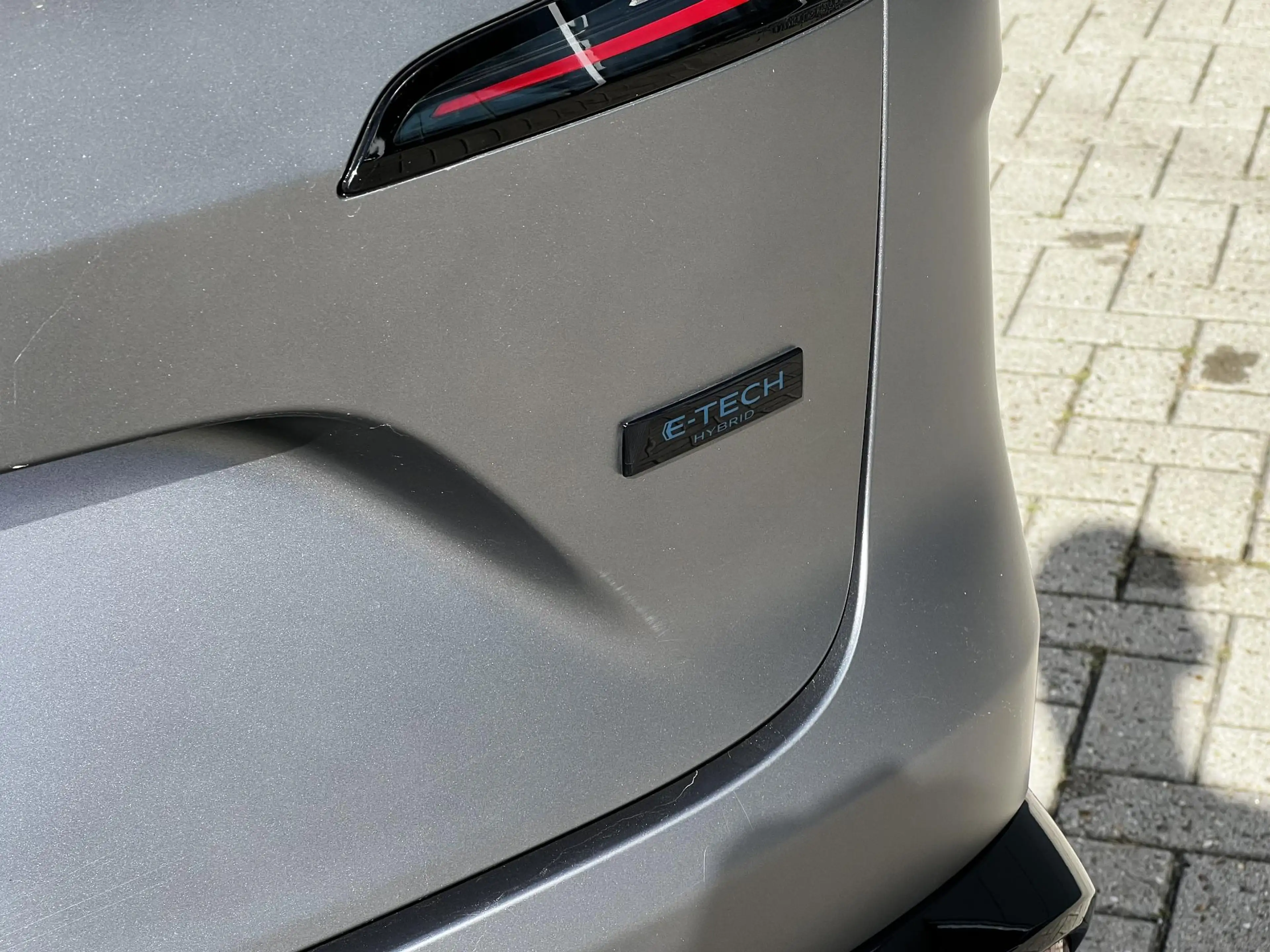 Renault Espace E-Tech full hybrid 200 esprit Alpine 7p. | Apple C — photo 30