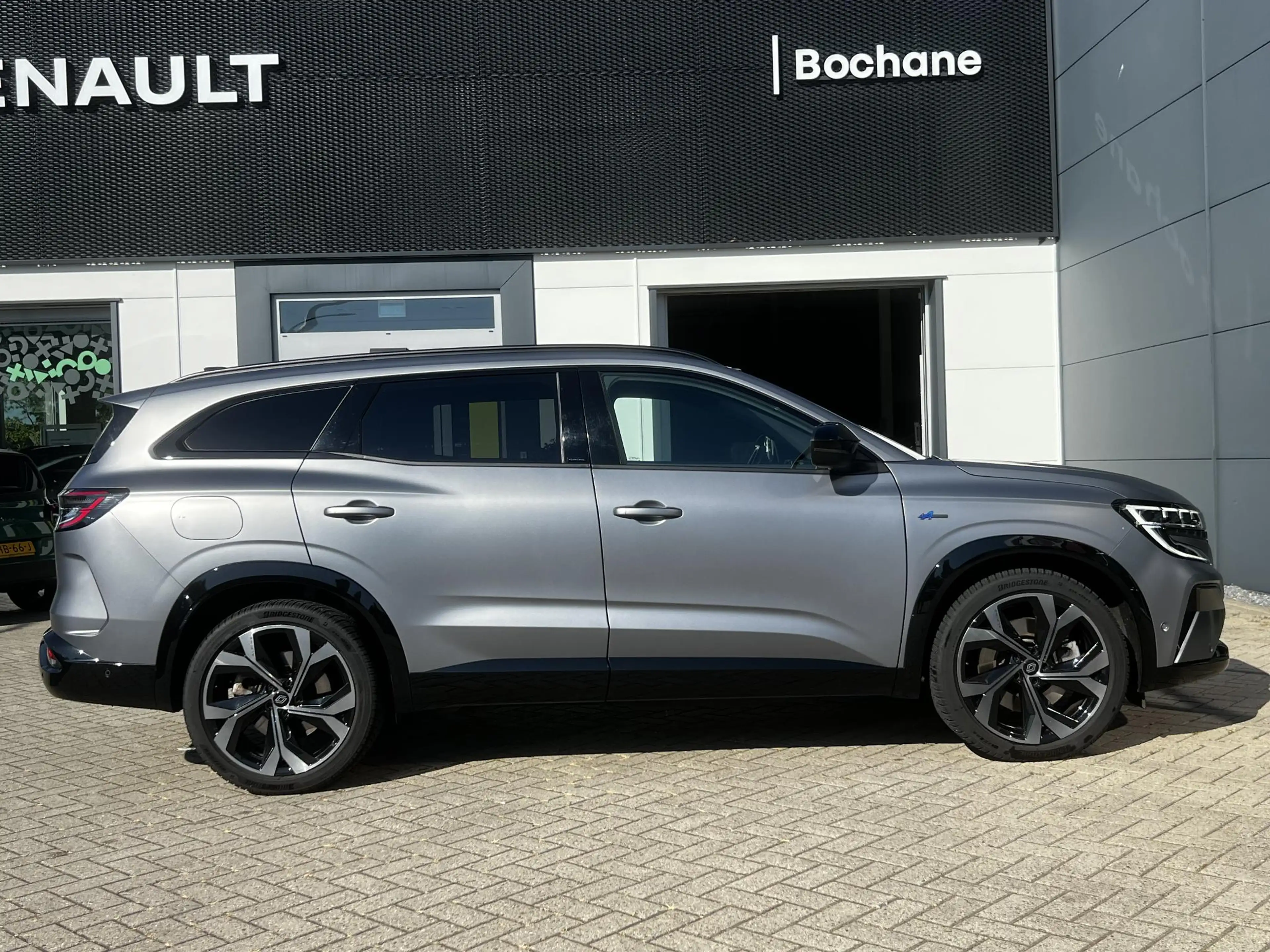 Renault Espace E-Tech full hybrid 200 esprit Alpine 7p. | Apple C — photo 19