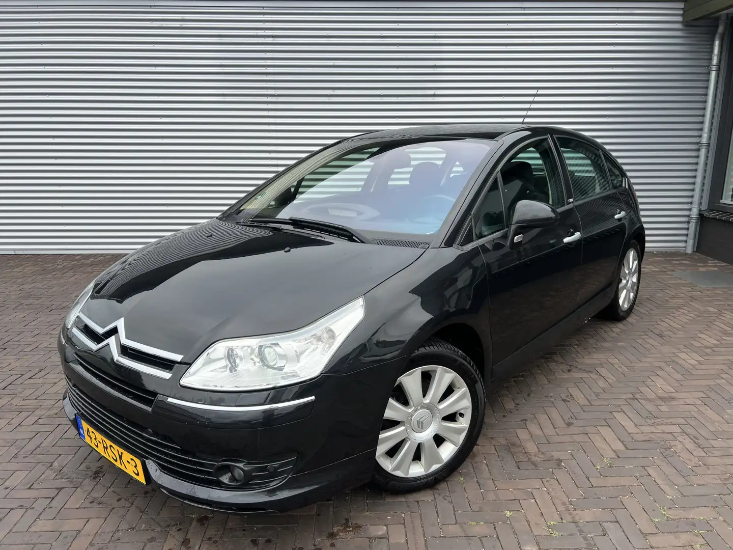 Citroen C4 2.0 HDIF Exclusive Zwart - 1