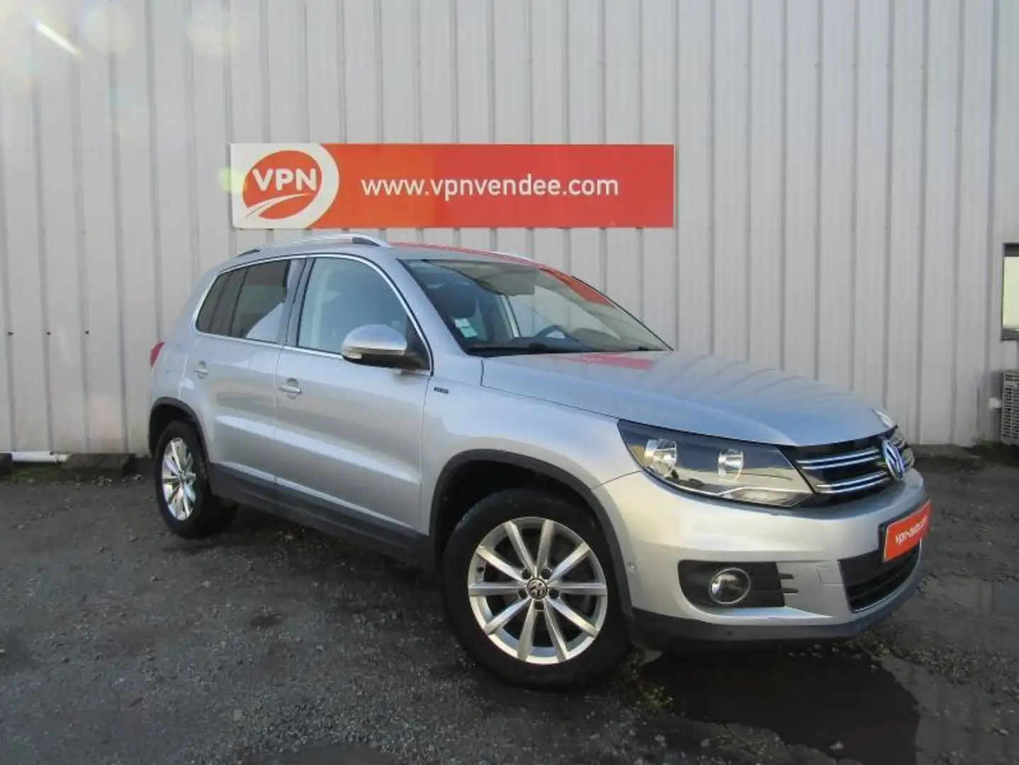 Volkswagen Tiguan 1.4 TSI 125ch BlueMotion Technology Lounge Gris - 1