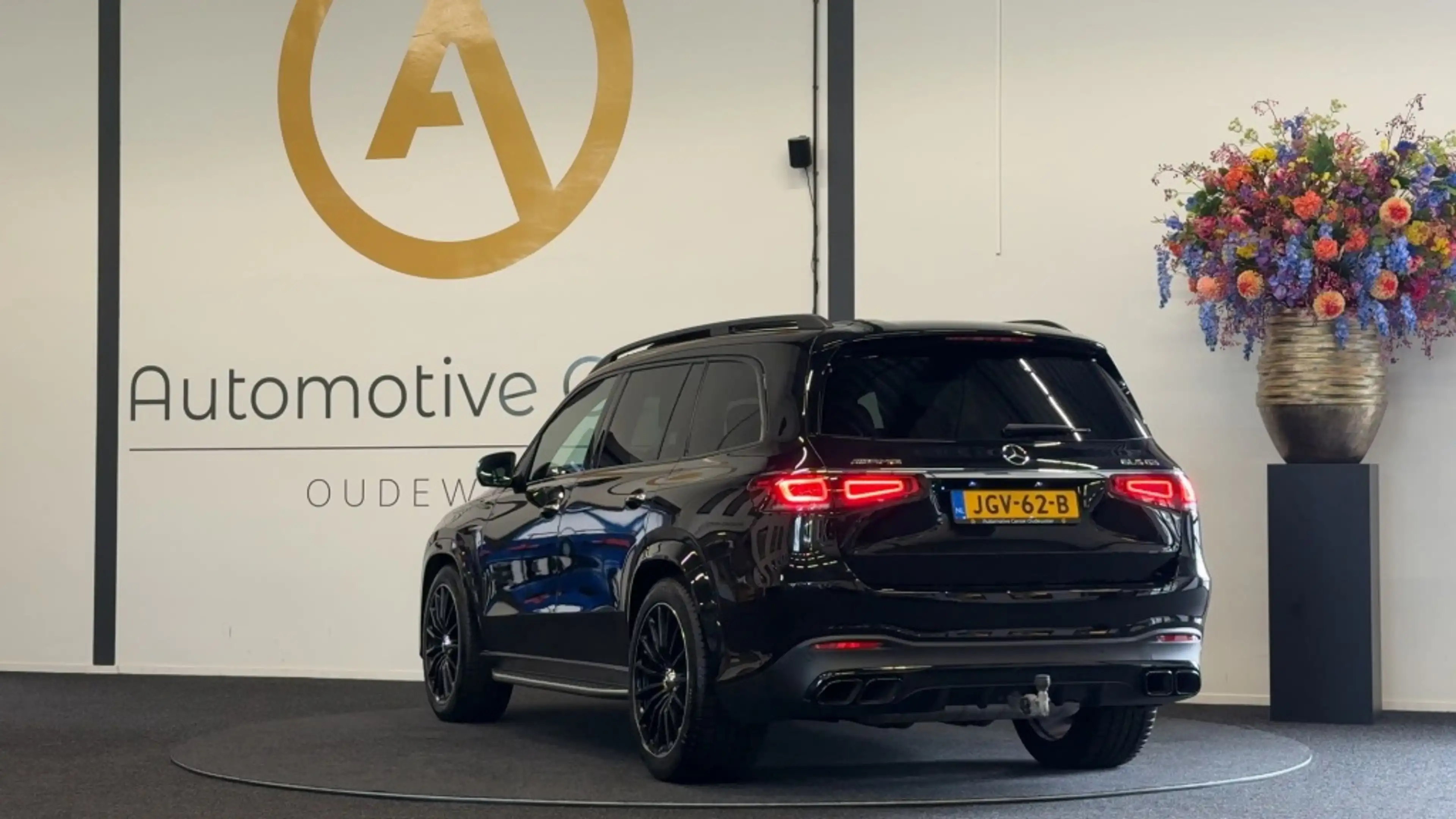 Mercedes-Benz GLS 63 AMG 4M+ Pr. Plus | 7P | MASSAGE | HUD | TREKH. | BURME — photo 14