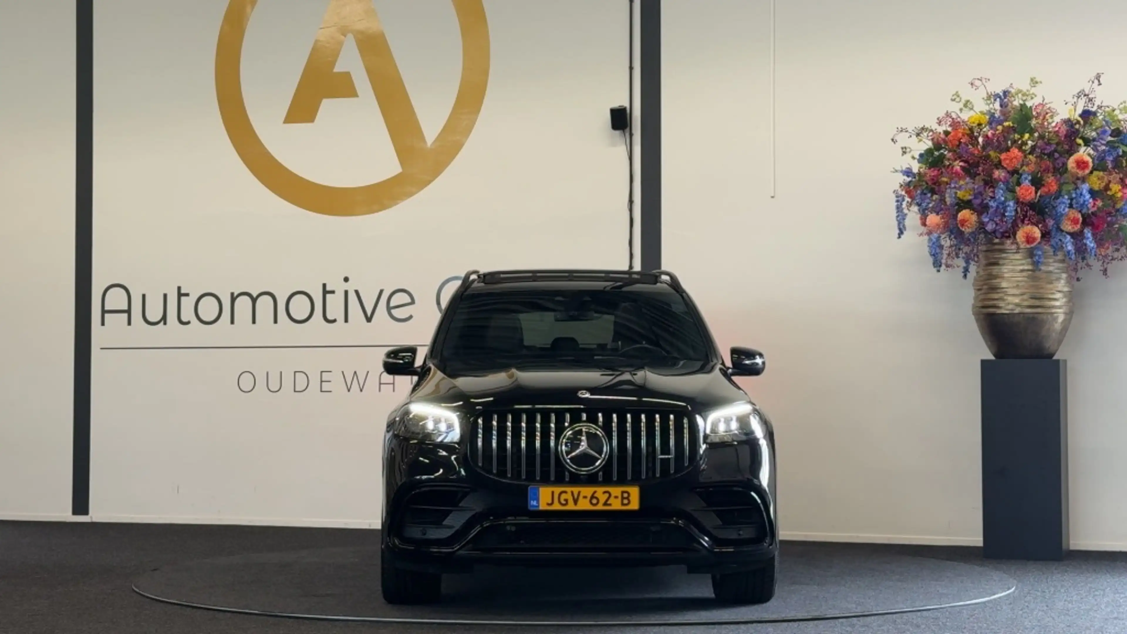 Mercedes-Benz GLS 63 AMG 4M+ Pr. Plus | 7P | MASSAGE | HUD | TREKH. | BURME — photo 11