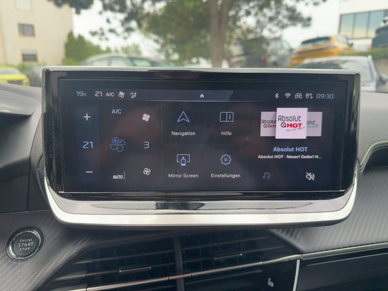Peugeot 2008 GT PureTech 130 EAT8 — photo 12