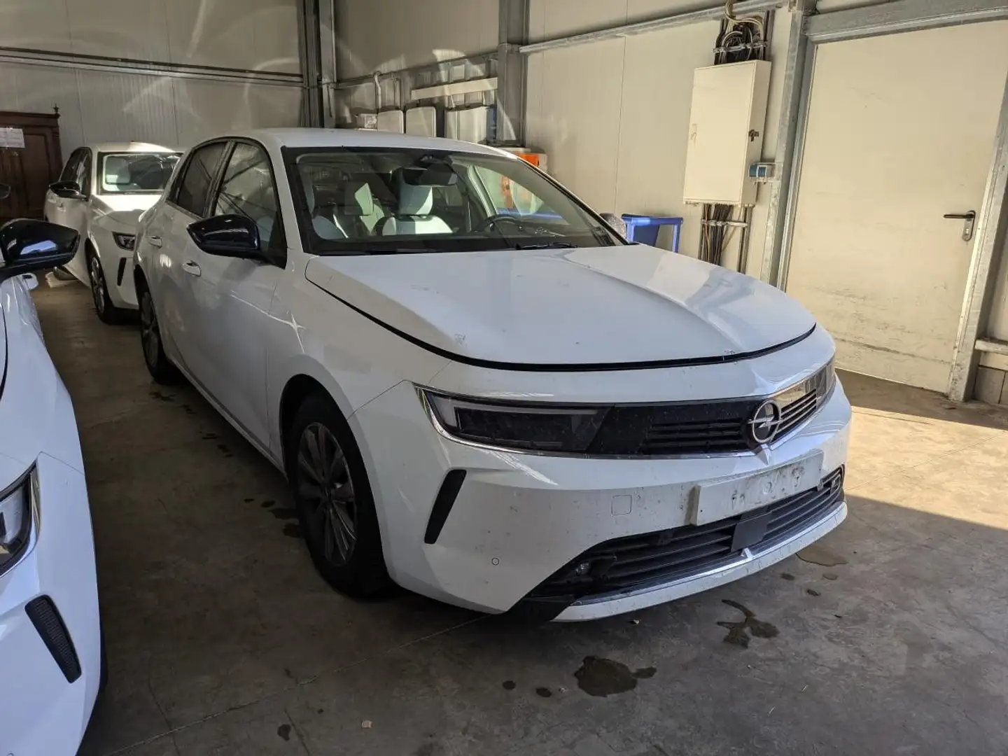 Opel Astra Elegance SPORT+NAV+LED+180°+SPURAS+CARPLAY Weiß - 1