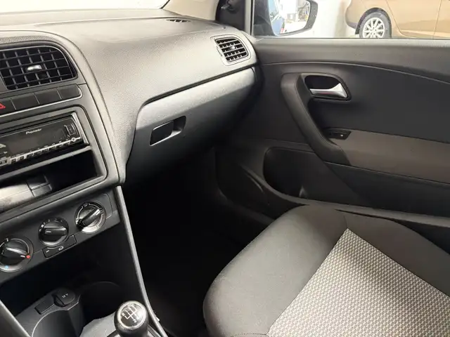 Volkswagen Polo view 15