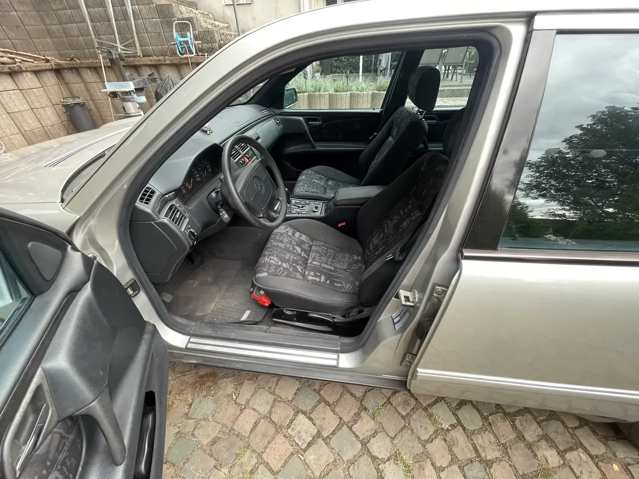 Mercedes-Benz E 230 Avantgarde, foto 7