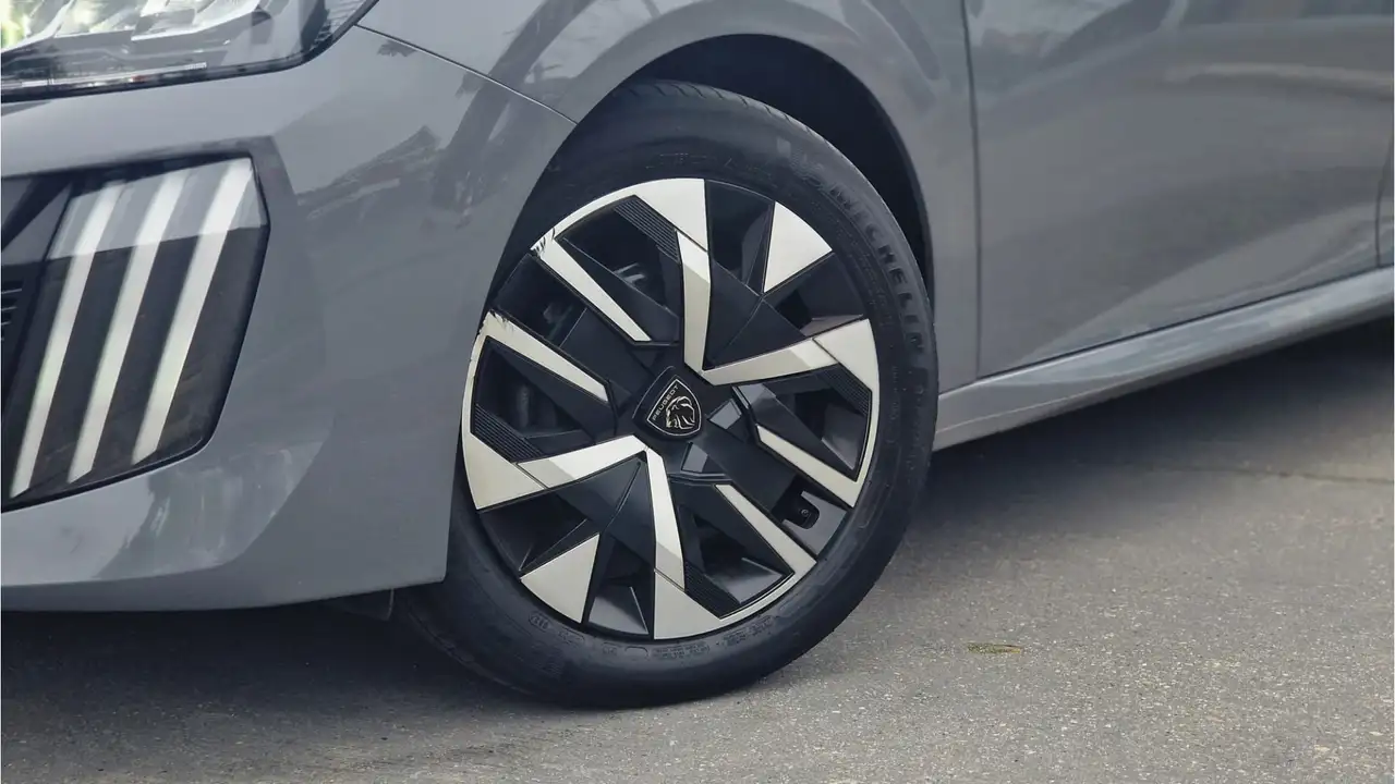 Peugeot 208 1.2 Active |CARPLAY|CLIMA|CRUISE|LED|ZUINIG|NAP|MY 28