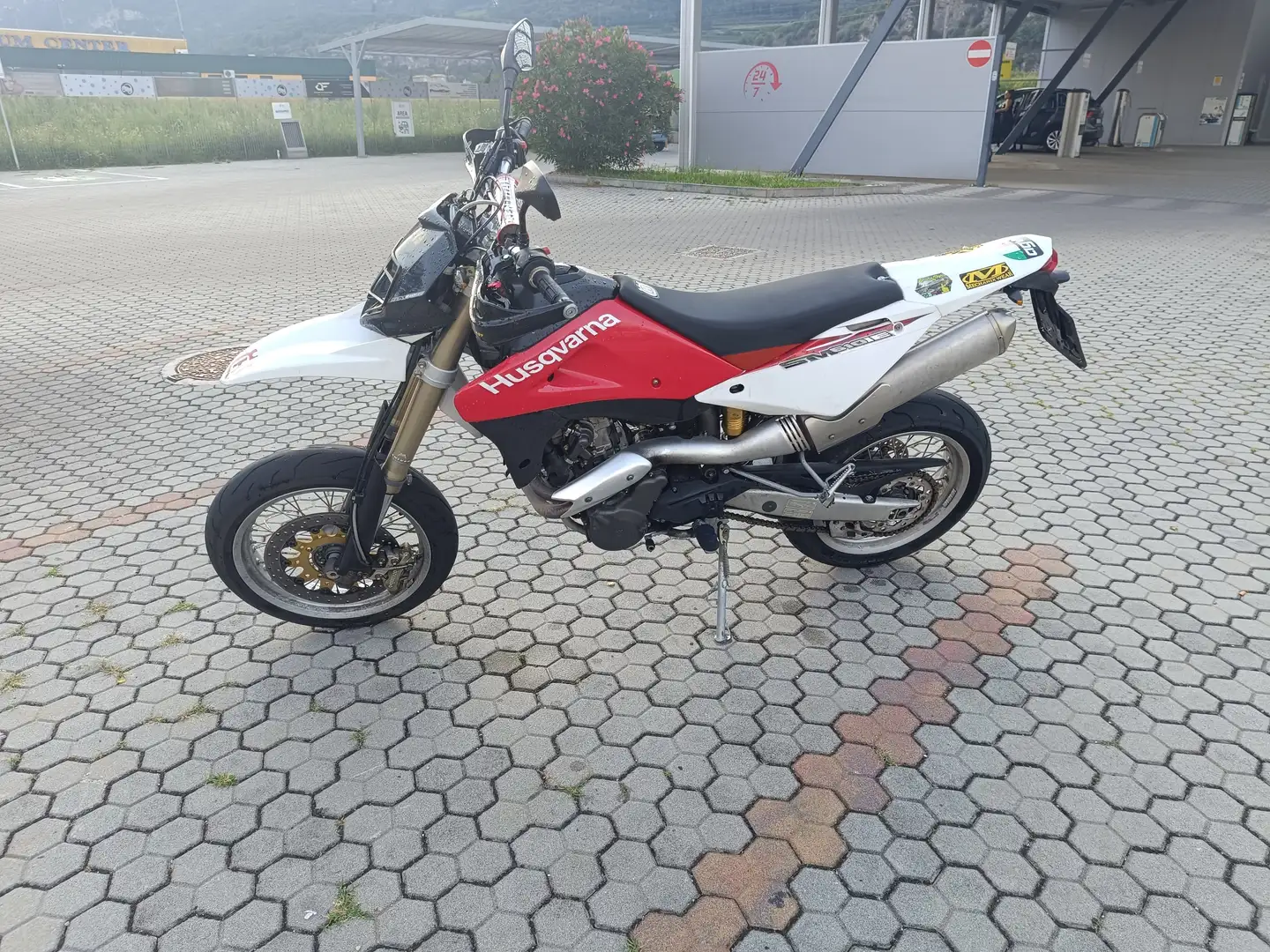 Husqvarna SM 610 IE - 2