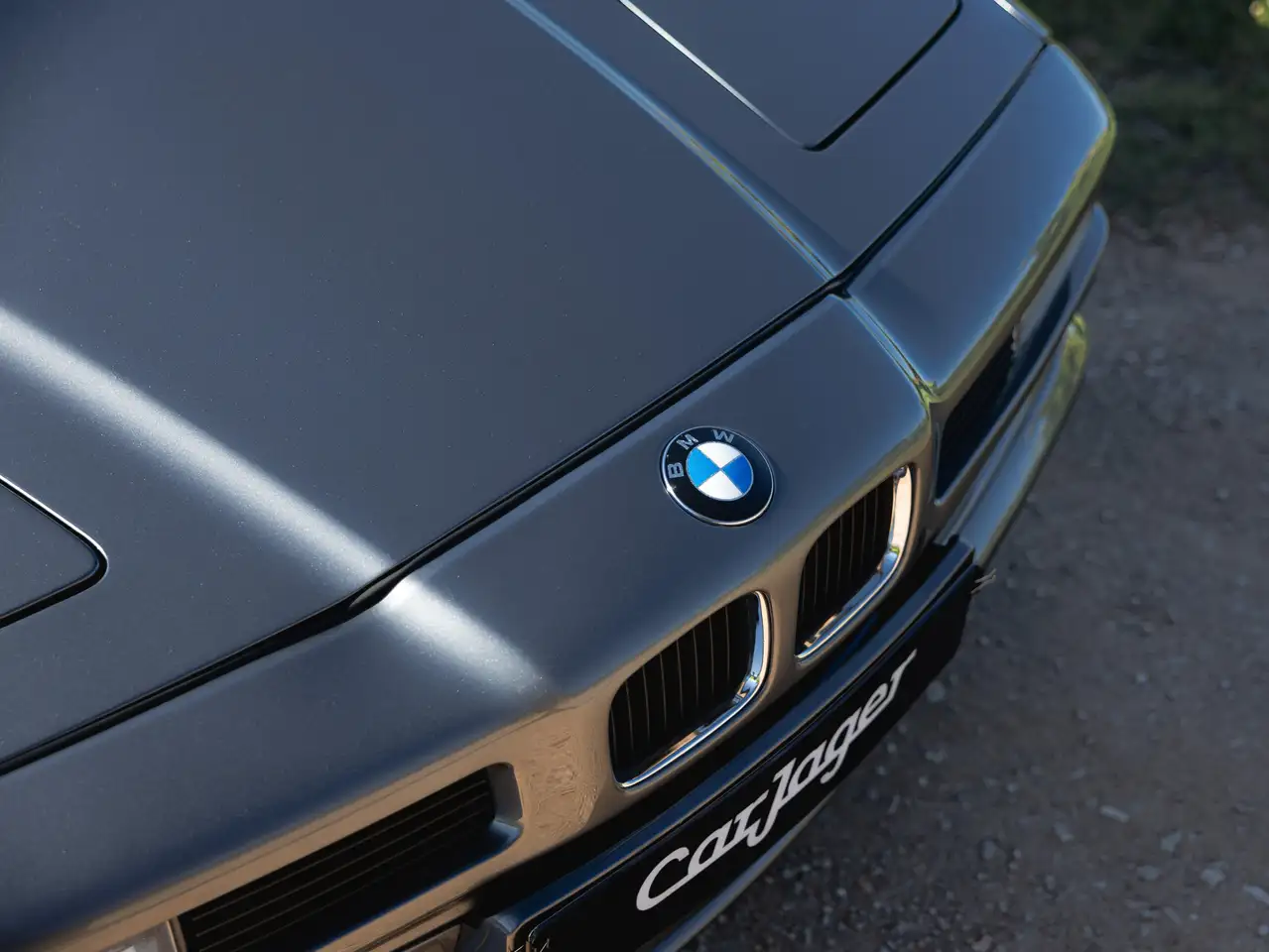 BMW 850 CSi, foto 6
