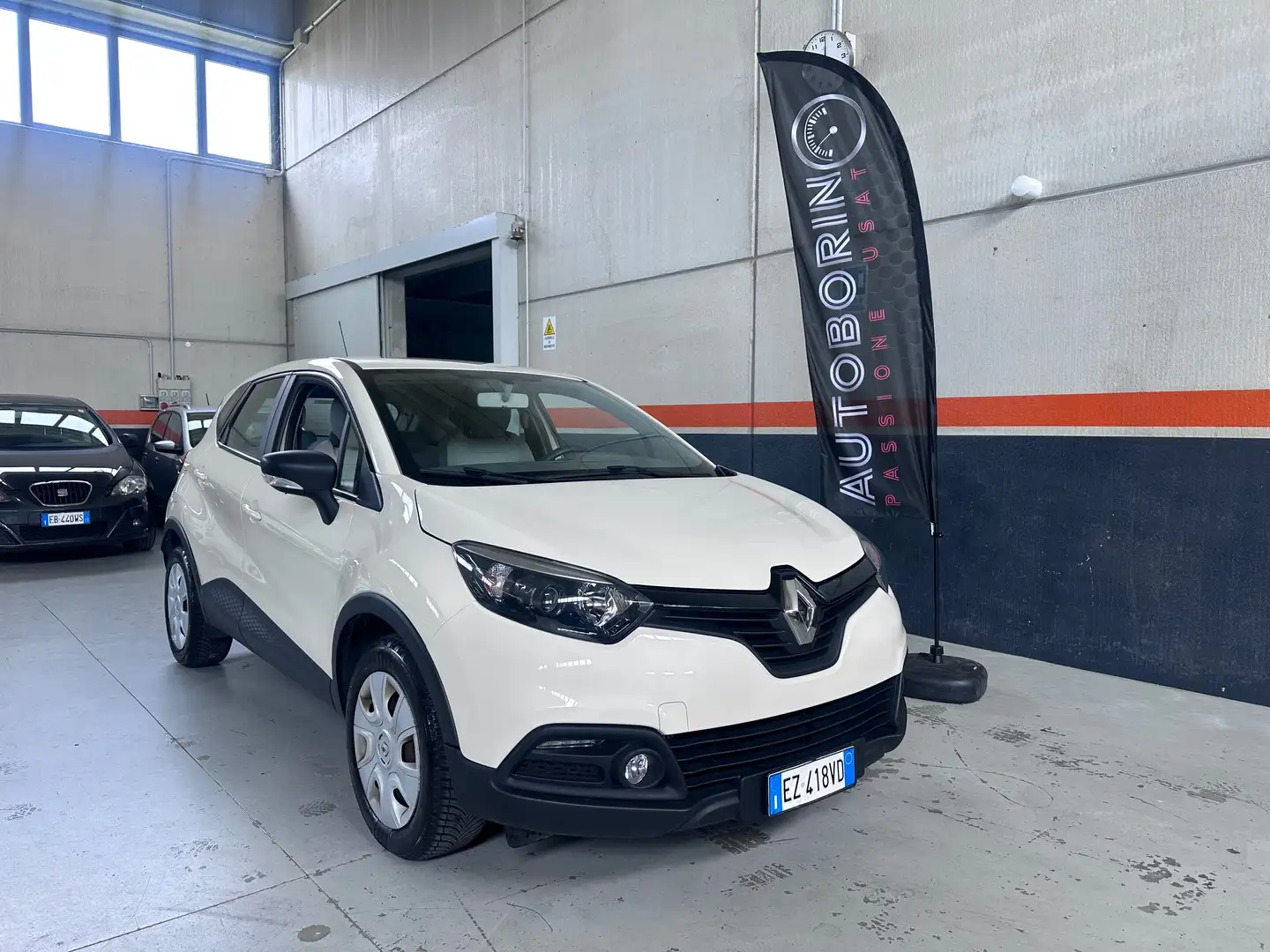 Renault Captur Captur I 2015 0.9 tce Live s Weiß - 1