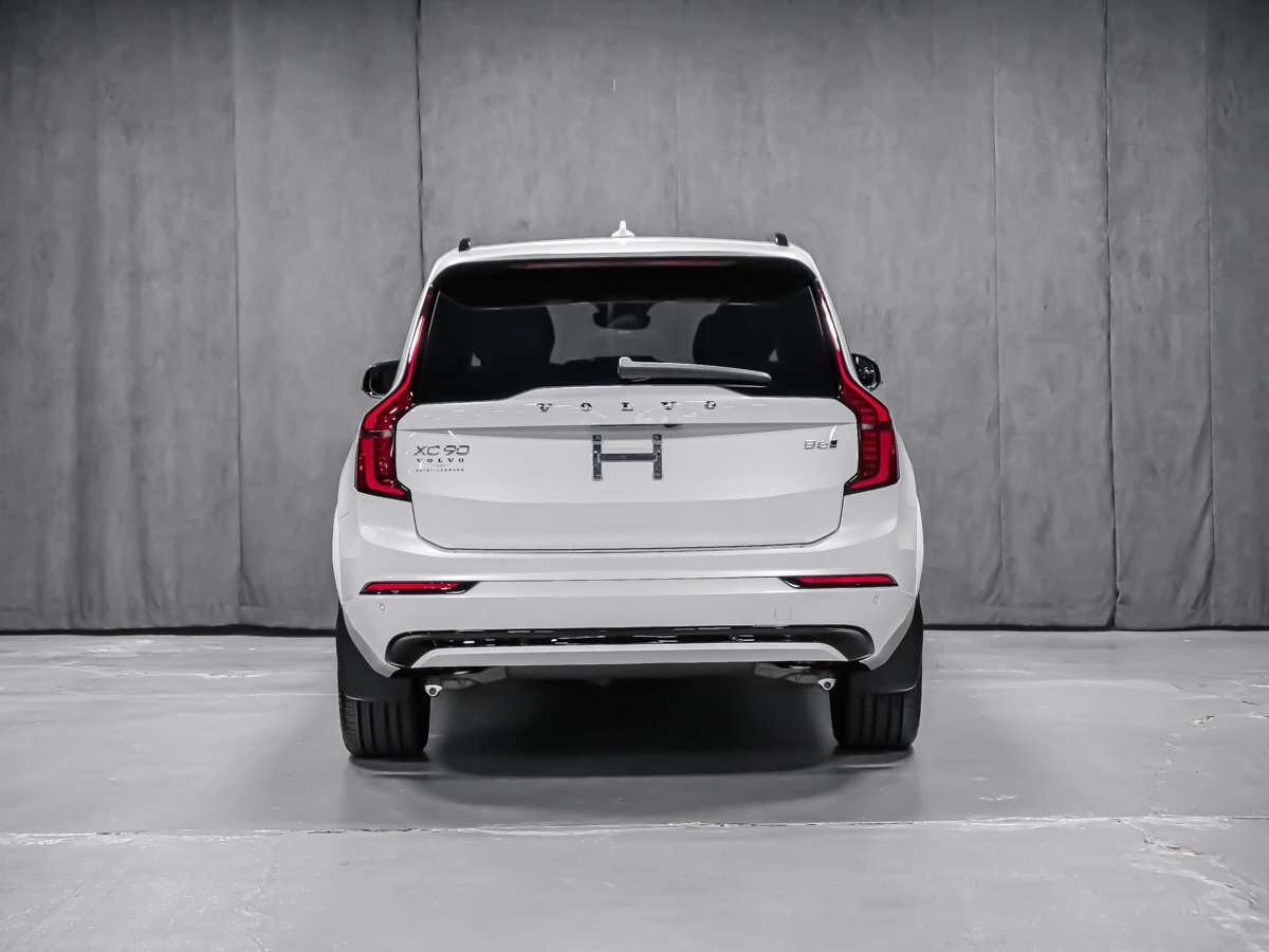 2026 Volvo XC90 Ultra 7-Seater (Dark Theme) thumb 6