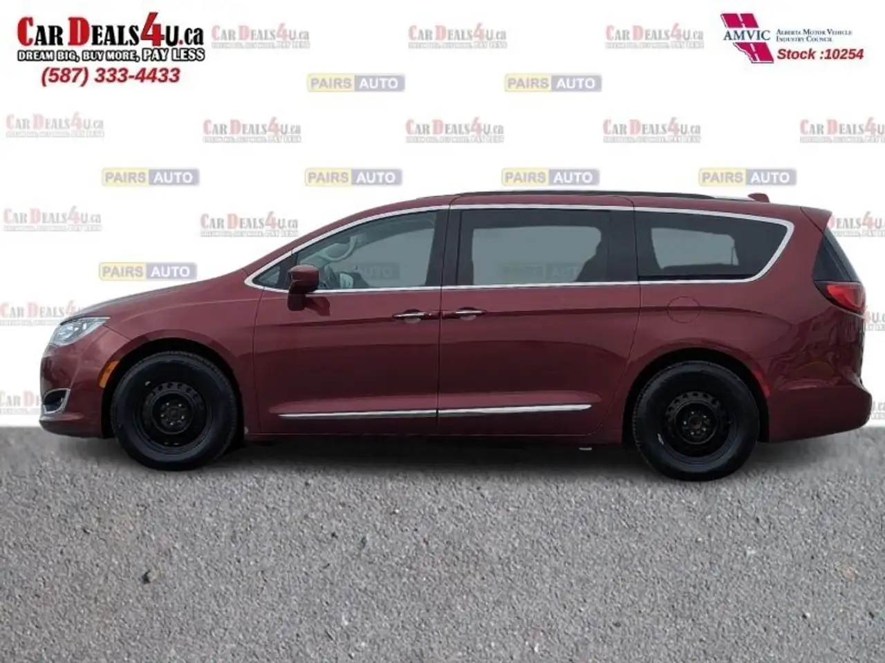 Chrysler Pacifica photo Chrysler Pacifica