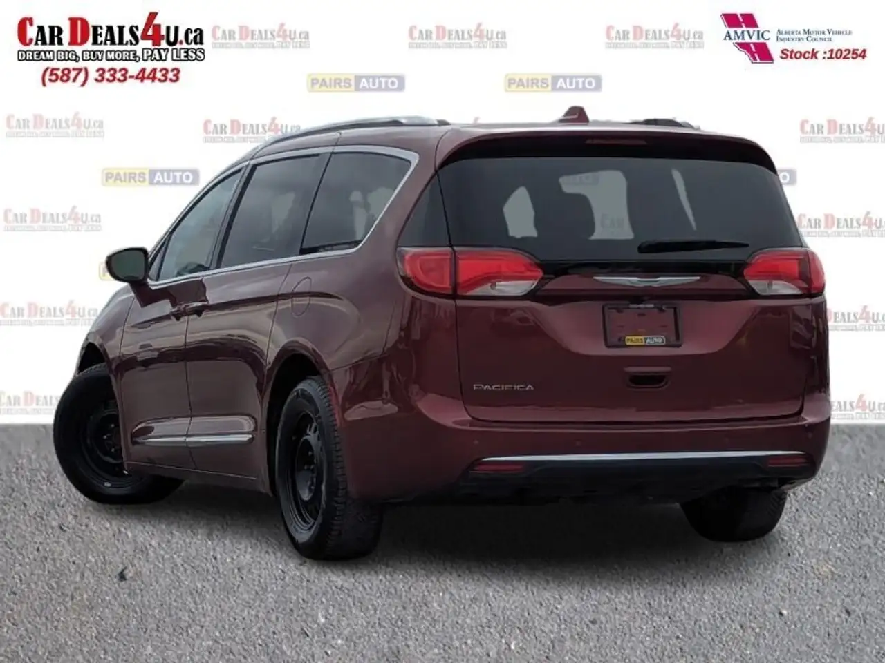 Chrysler Pacifica photo Chrysler Pacifica
