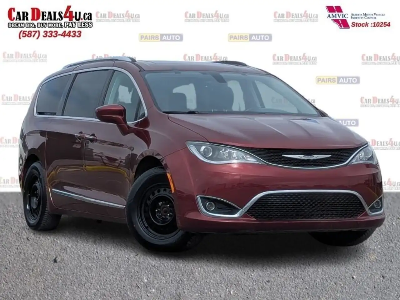 Chrysler Pacifica photo Chrysler Pacifica