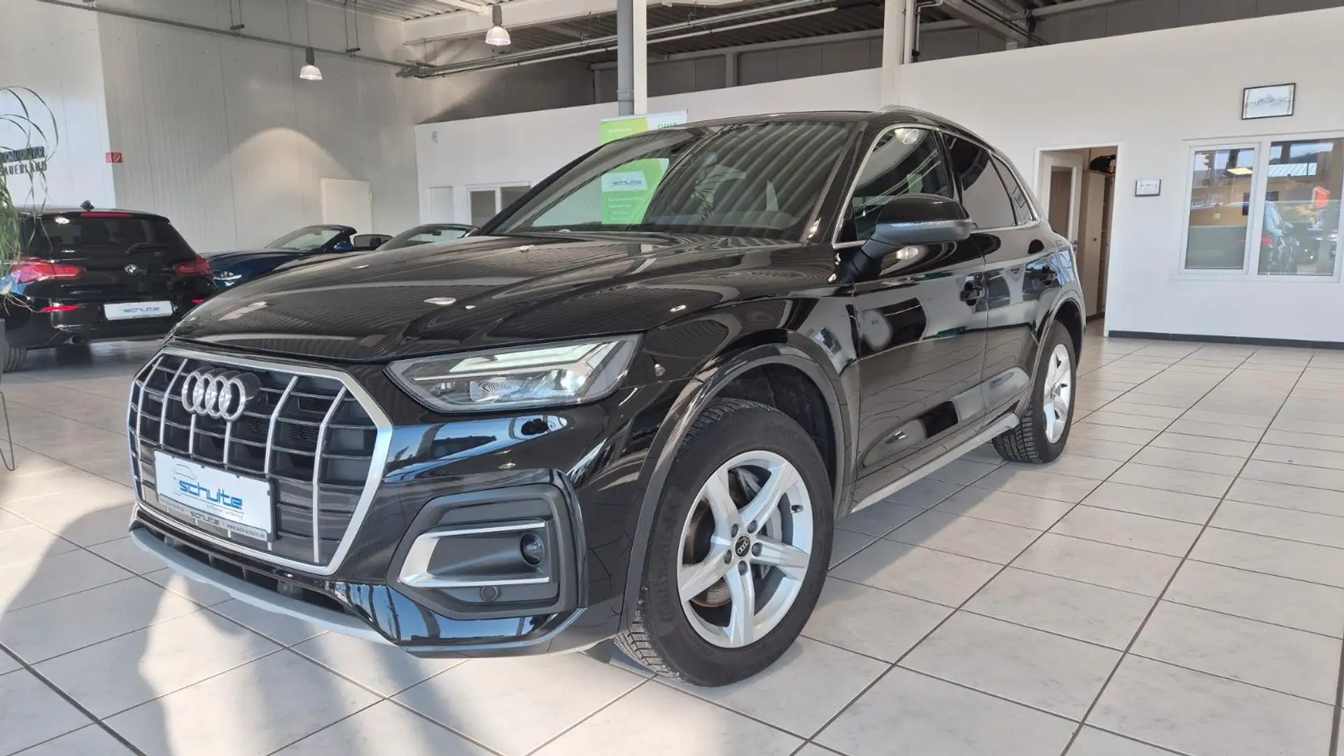 Audi Q5 50 TFSI e quattro advanced Schwarz - 1