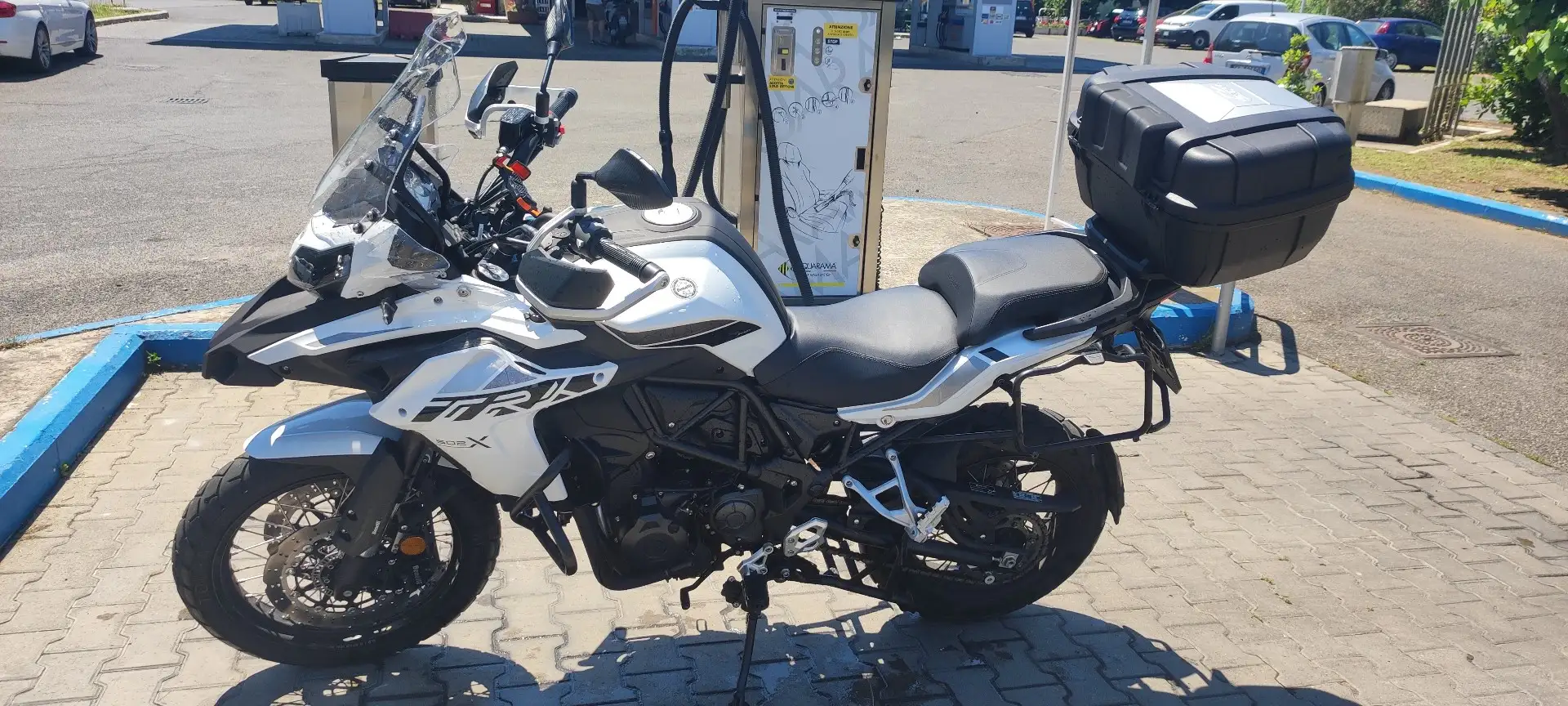 Benelli TRK 502 X Alb - 1