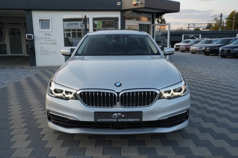 BMW 520 d Lim.*Schiebedach*Soft Close*Kamera*ACC*HUD* — photo 2