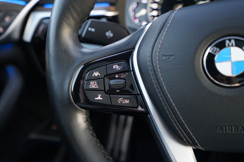 BMW 520 d Lim.*Schiebedach*Soft Close*Kamera*ACC*HUD* — photo 12