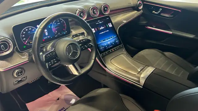 Mercedes-Benz C-Class view 6
