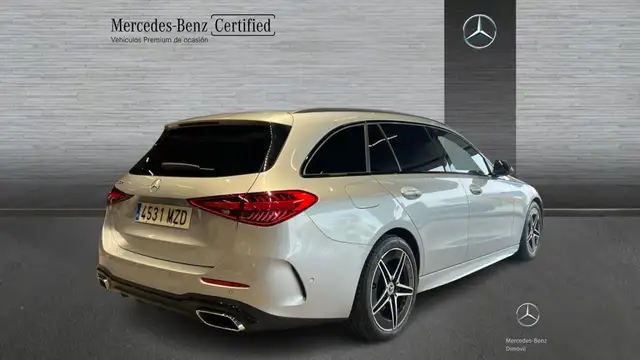 Mercedes-Benz C-Class view 2