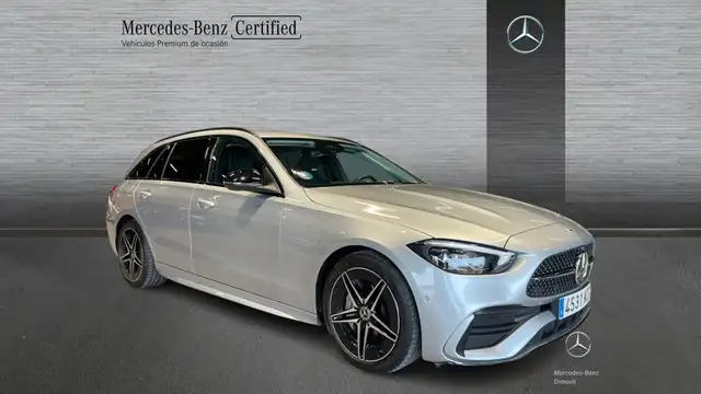 Mercedes-Benz C-Class view 3