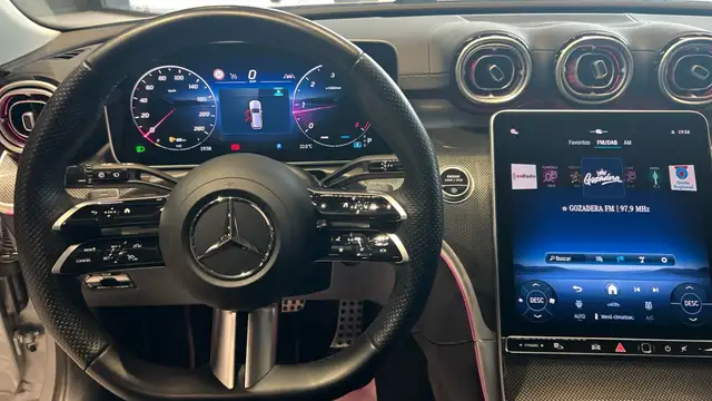 Mercedes-Benz C-Class view 9