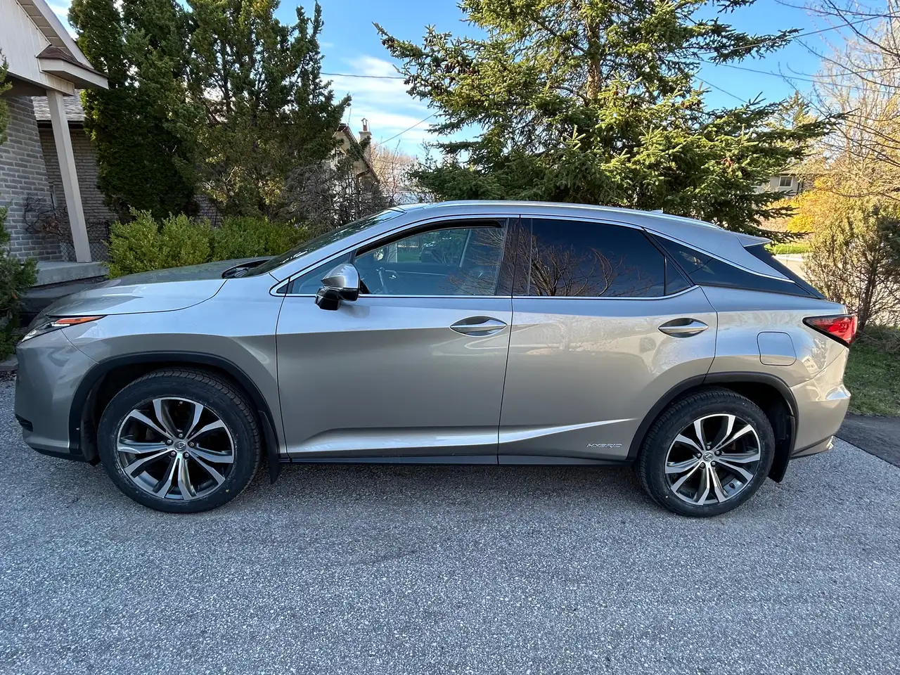Lexus RX fotografie Lexus RX