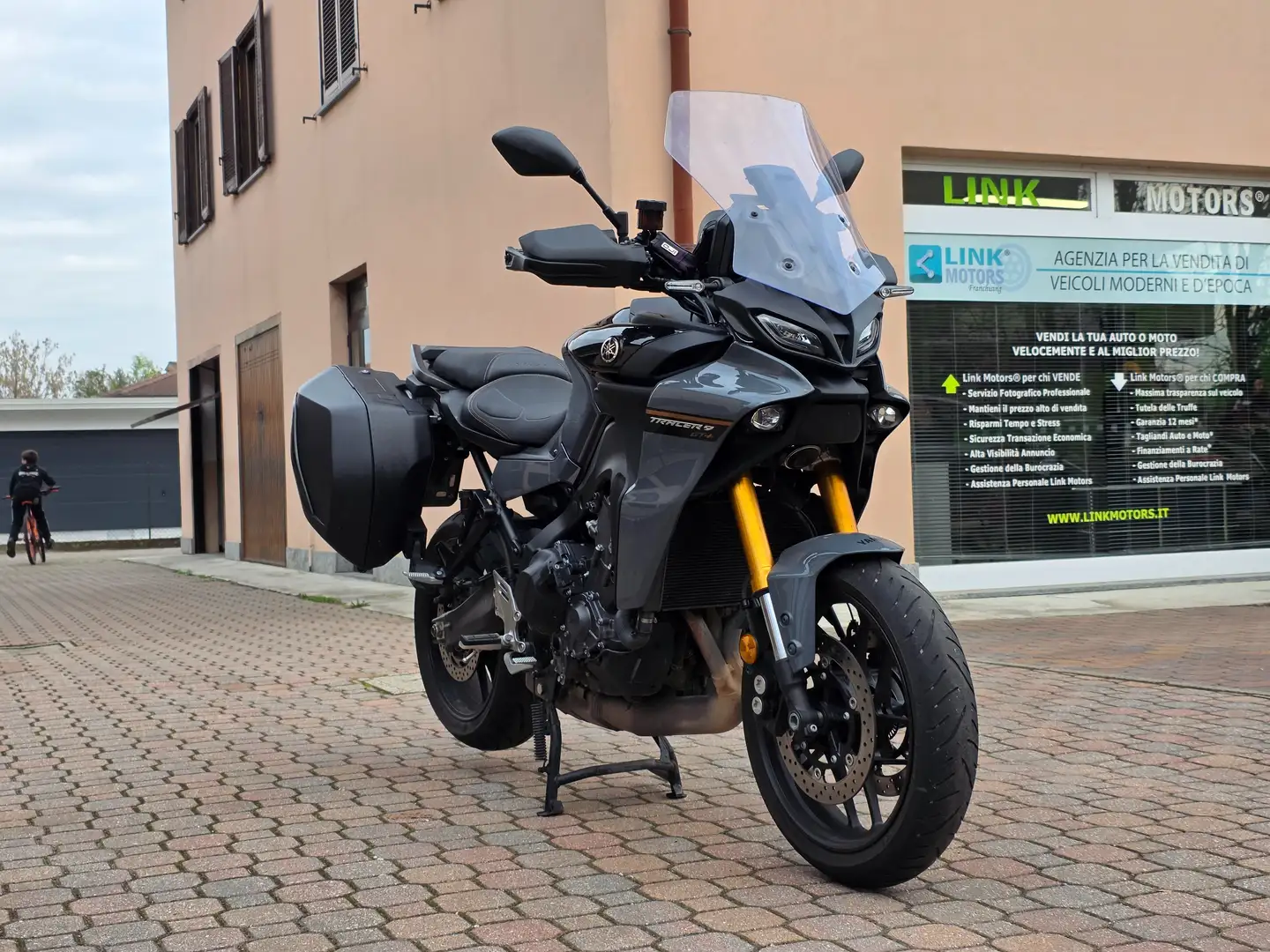 Yamaha Tracer 9 GT Plus Grigio - 1