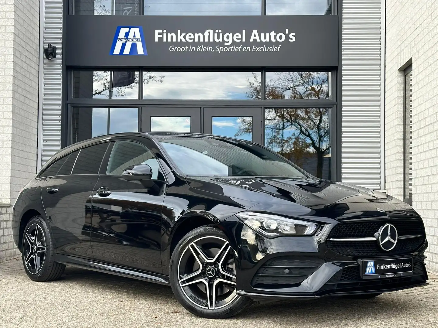 Mercedes-Benz CLA 250 SB e AMG-line BTW |Camera |Sfeer |Night |Navi | Noir - 1