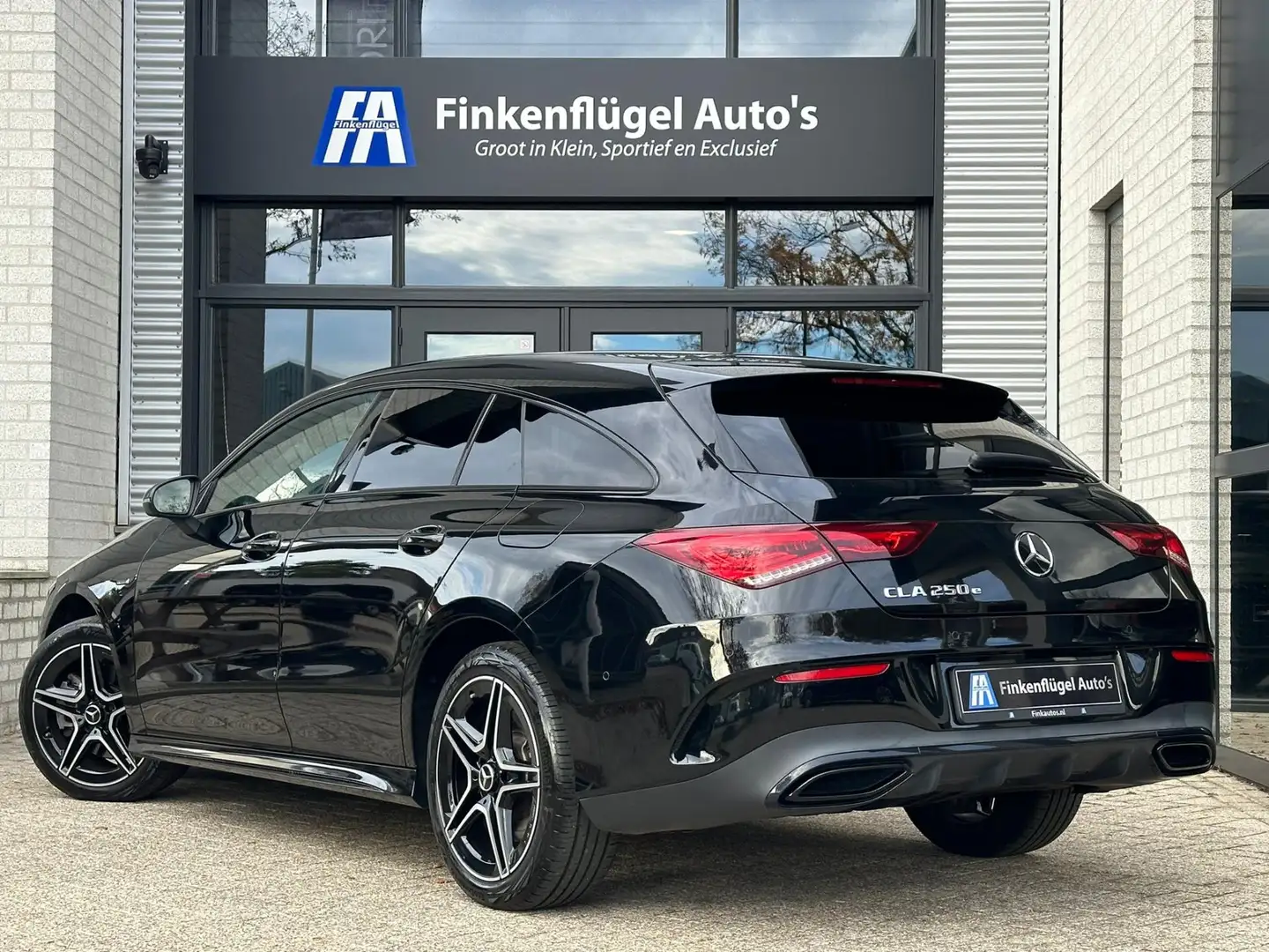 Mercedes-Benz CLA 250 SB e AMG-line BTW |Camera |Sfeer |Night |Navi | Noir - 2