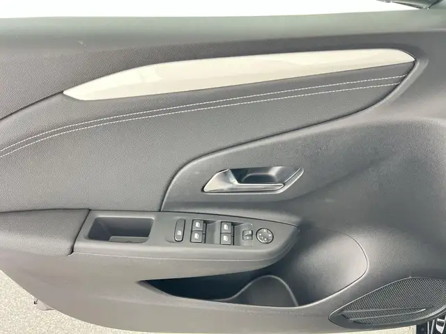 Opel Corsa view 10