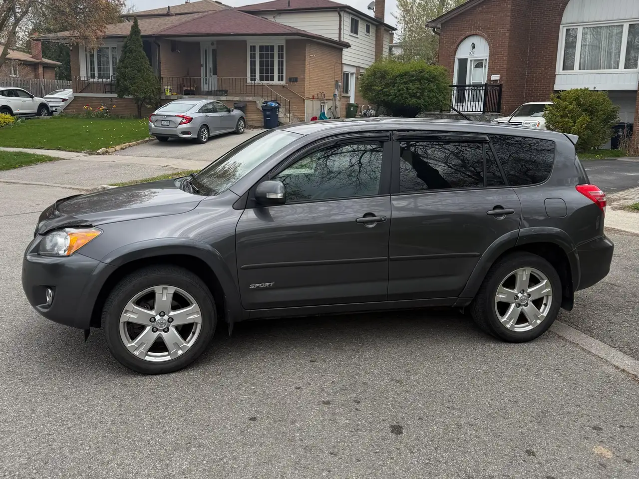 Toyota RAV 4 снимка Toyota RAV 4