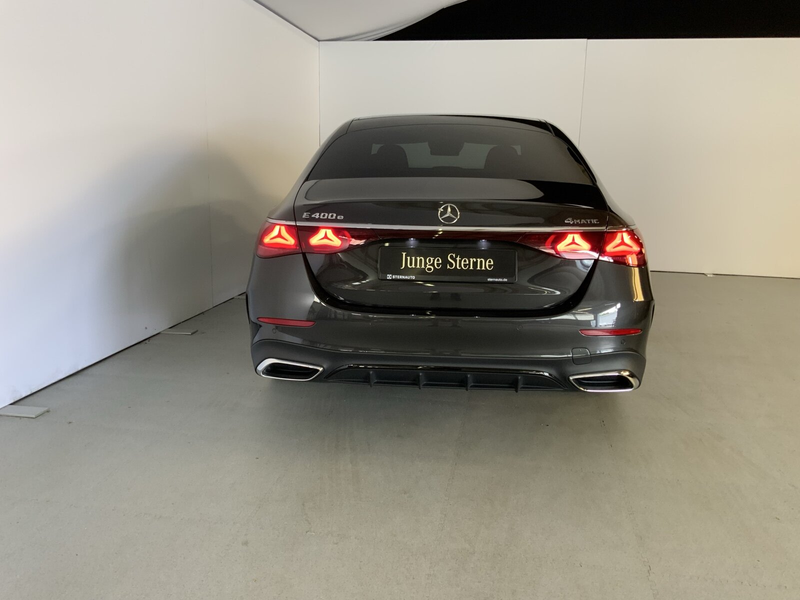 Mercedes-Benz E 400 E 400 e 4MATIC Limousine mit EQ Hybrid Technologie — photo 6