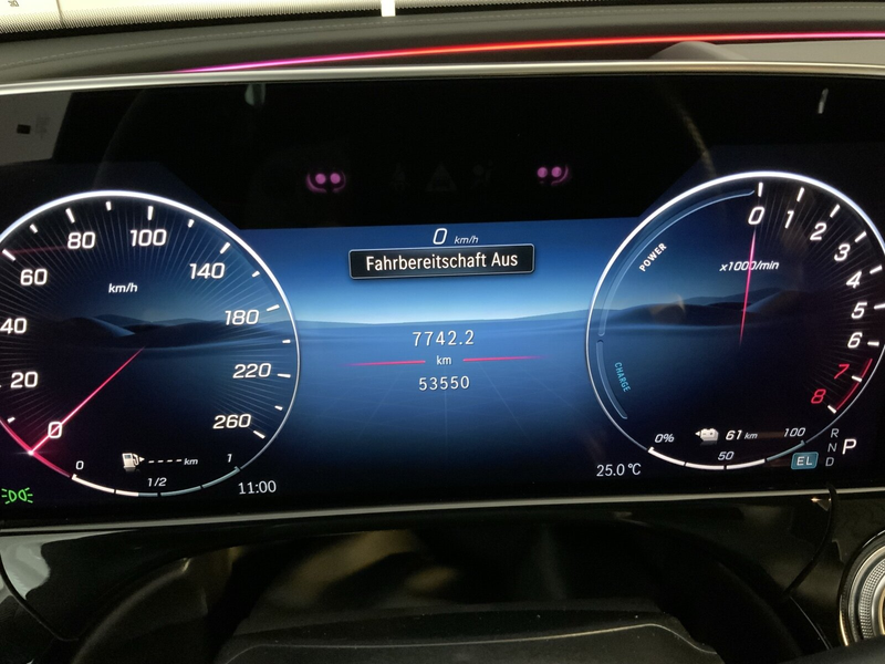 Mercedes-Benz E 400 E 400 e 4MATIC Limousine mit EQ Hybrid Technologie — photo 10