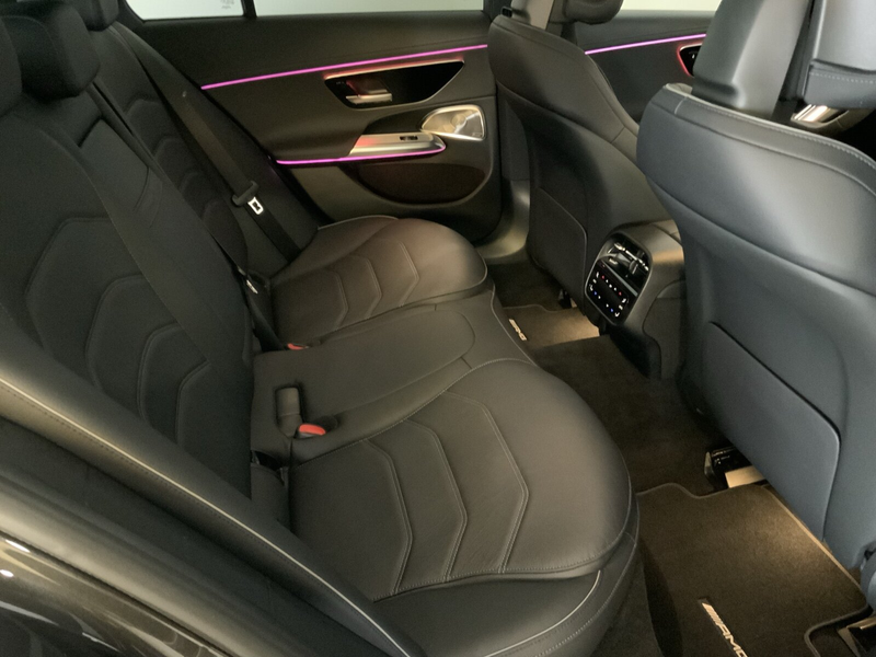Mercedes-Benz E 400 E 400 e 4MATIC Limousine mit EQ Hybrid Technologie — photo 14